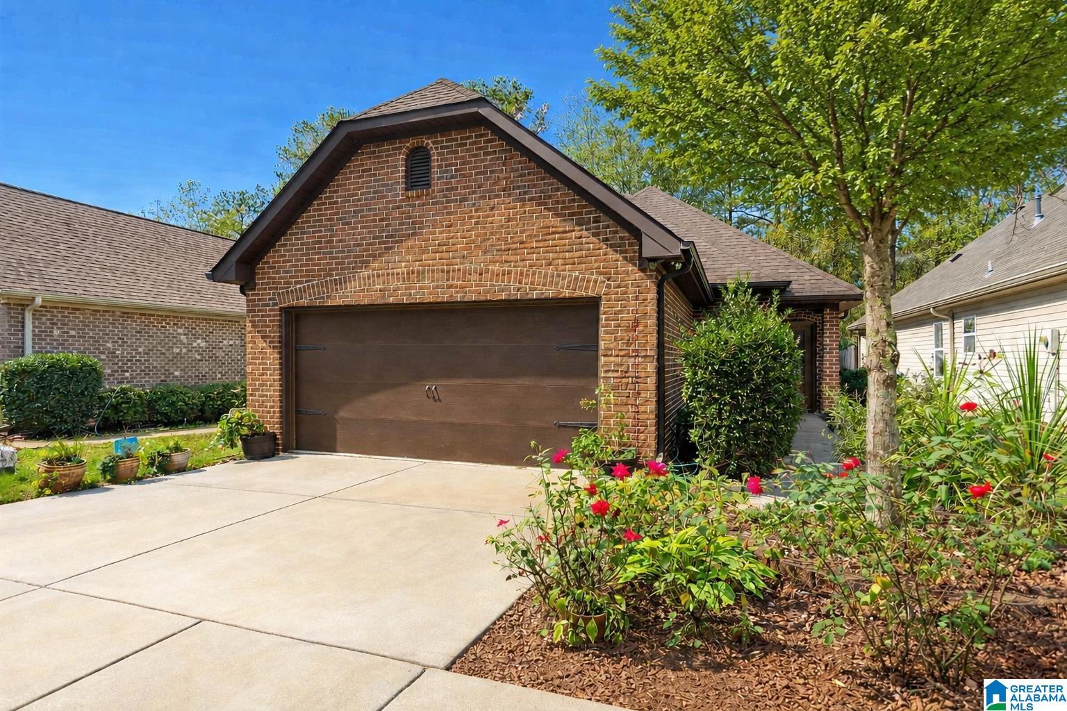 Photo 1 of 28 — 5385 COTTAGE CIRCLE, HOOVER, AL 35226