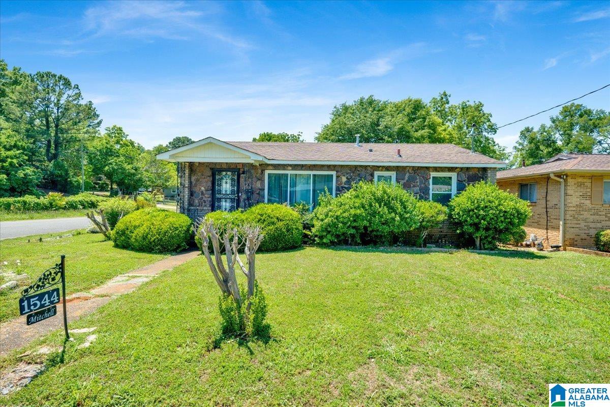 Photo 1 of 22 — 1544 18TH STREET SW, BIRMINGHAM, AL 35211