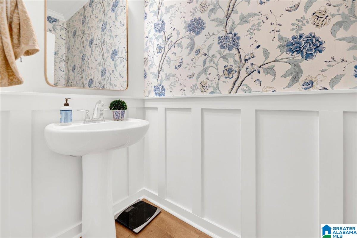 5732 LONG VIEW TRAIL