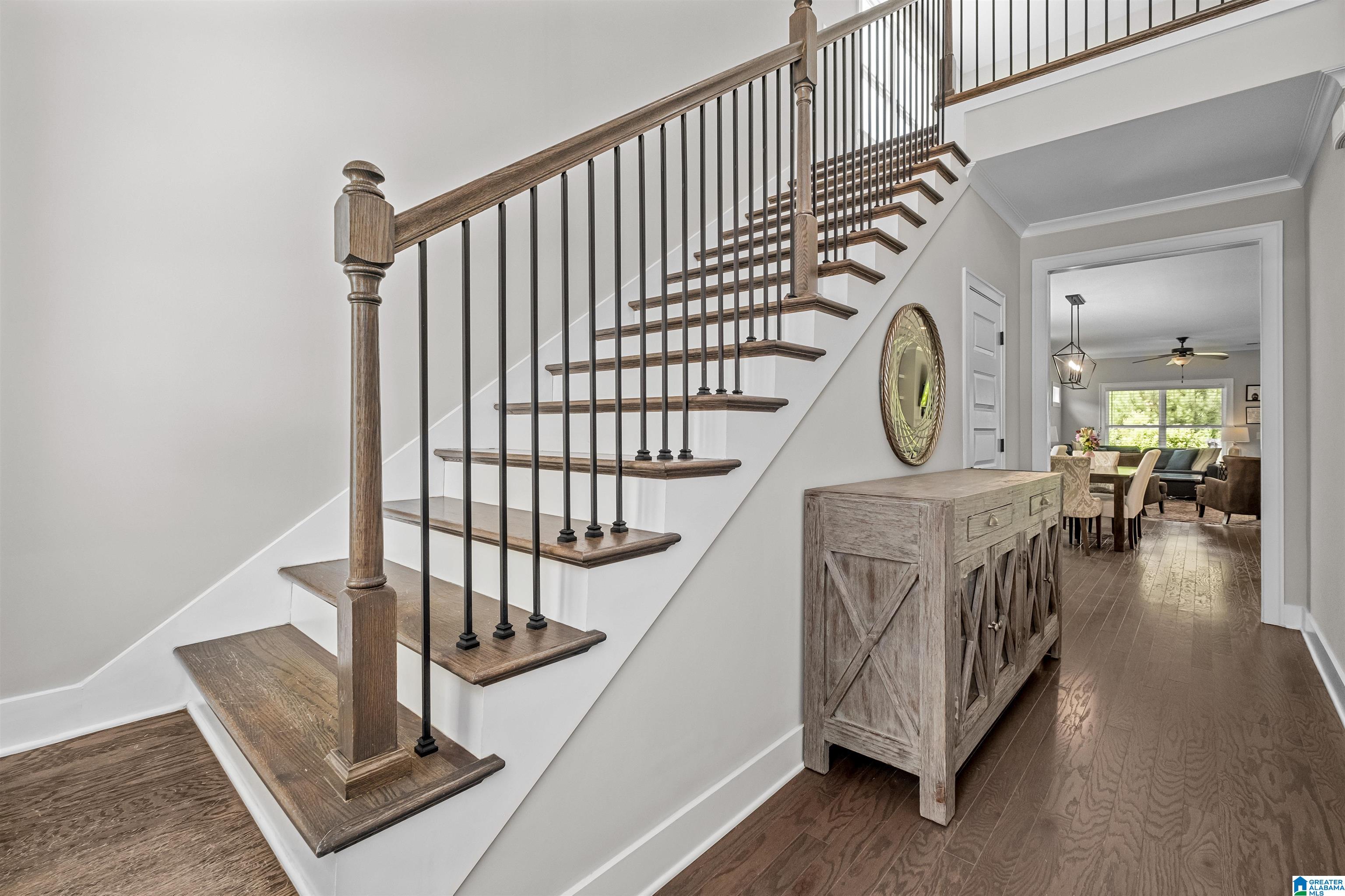 3930 CREST LANDING