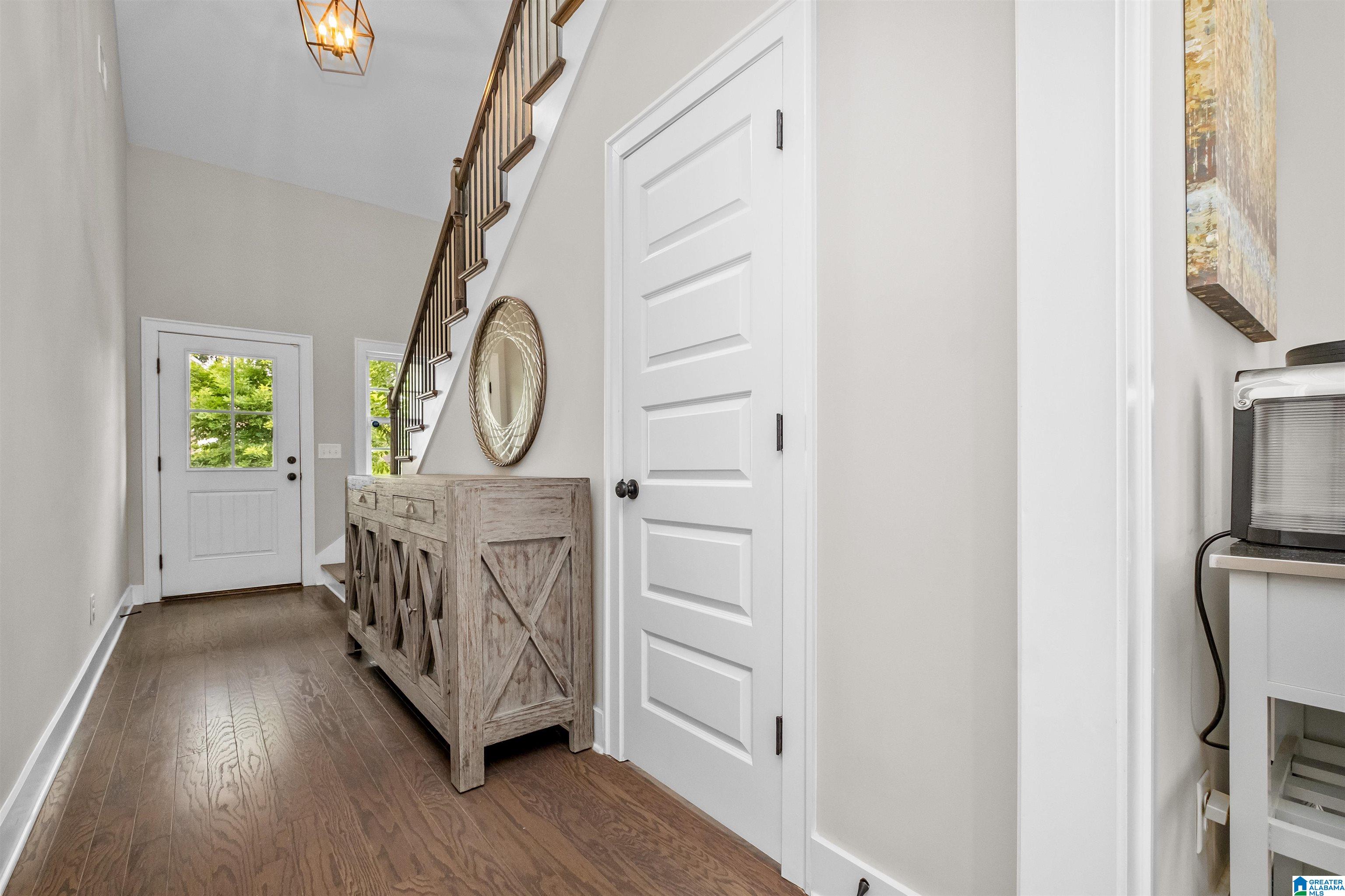 3930 CREST LANDING