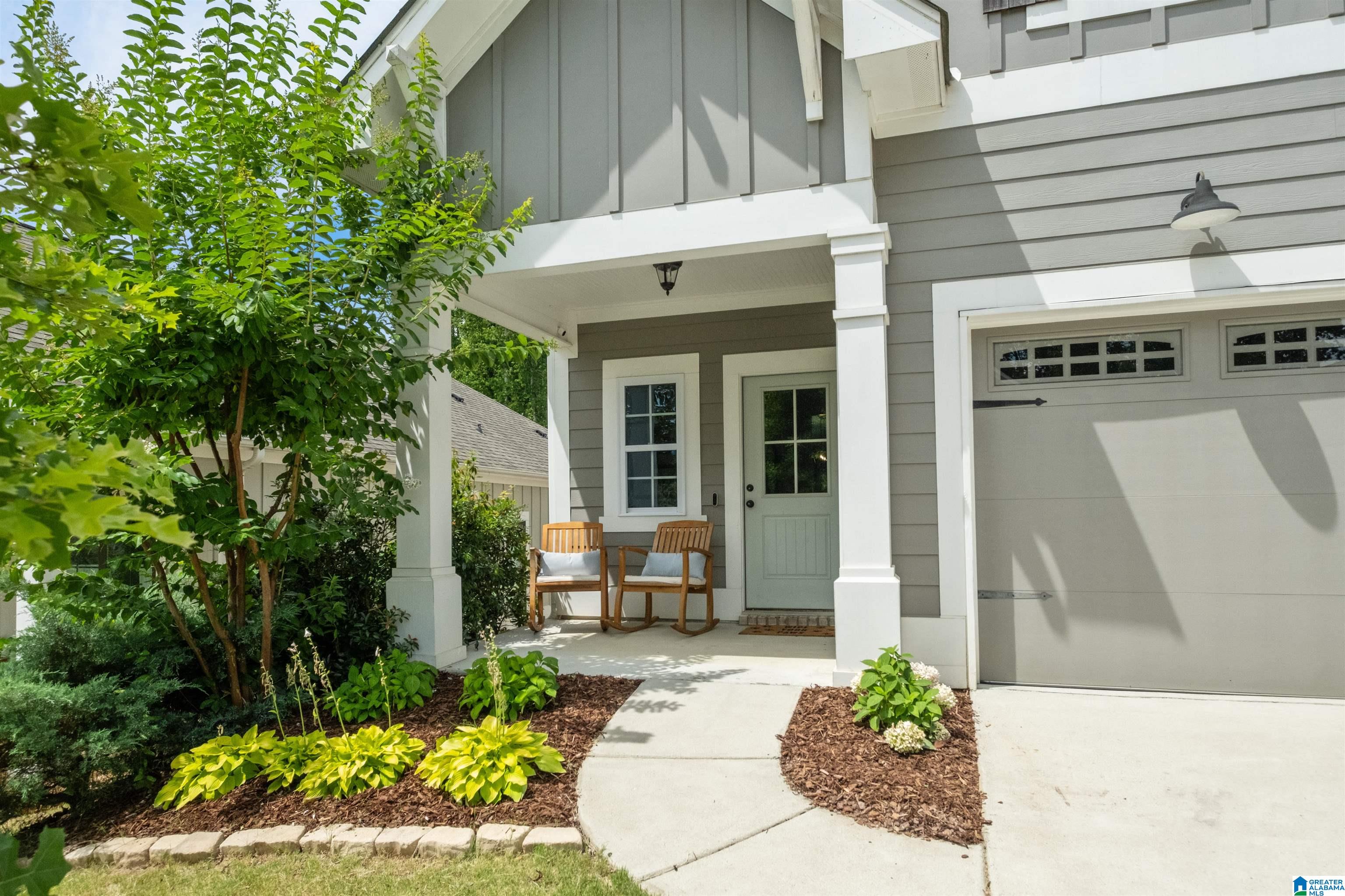 3930 CREST LANDING