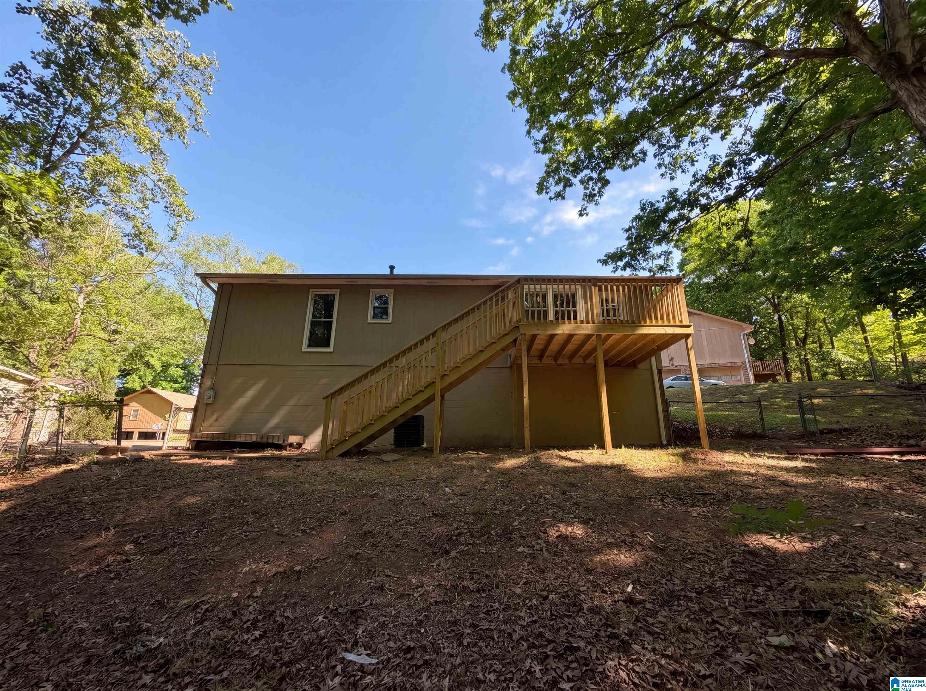 1500 SHADY OAK CIRCLE