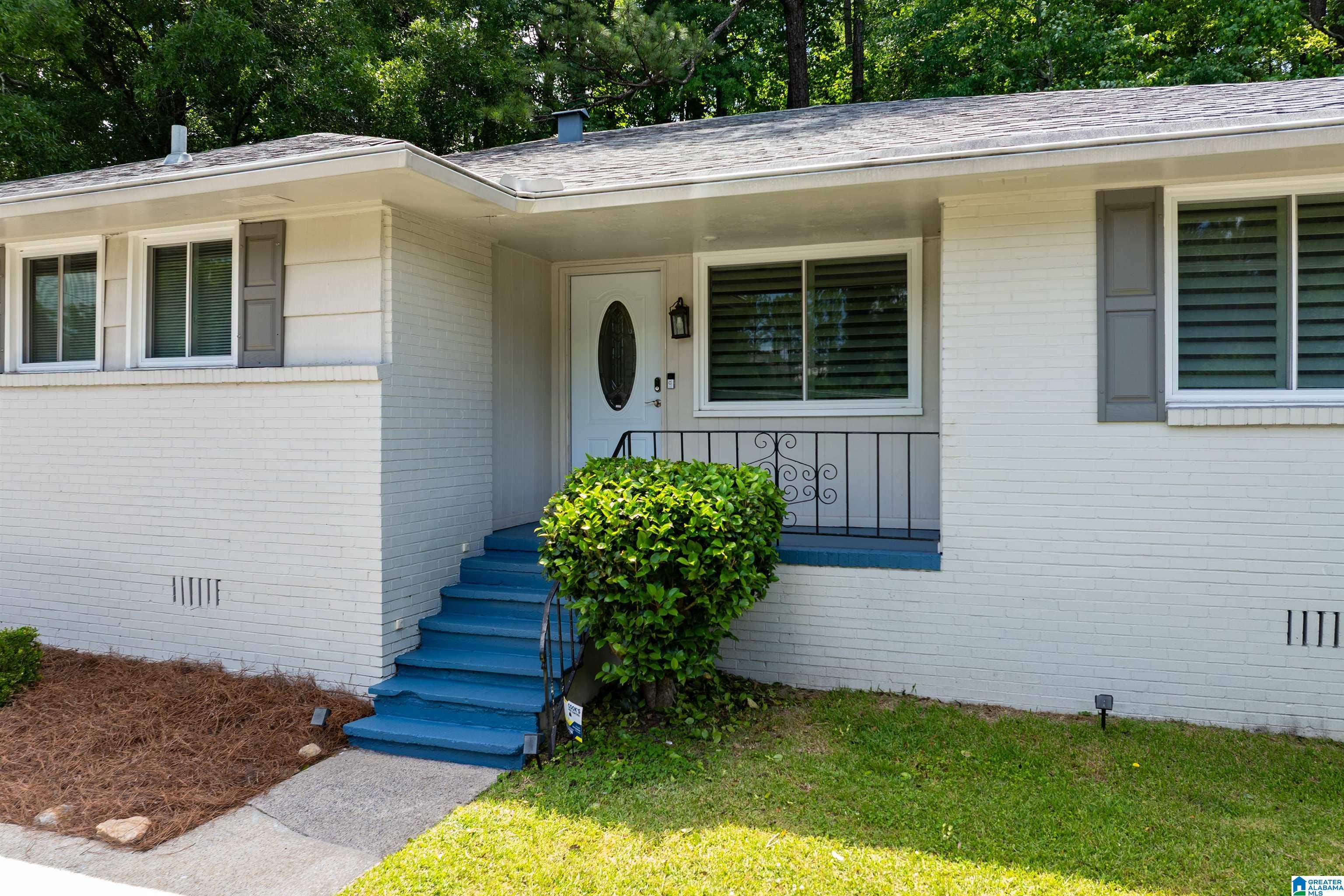 1529 CRESTHILL ROAD