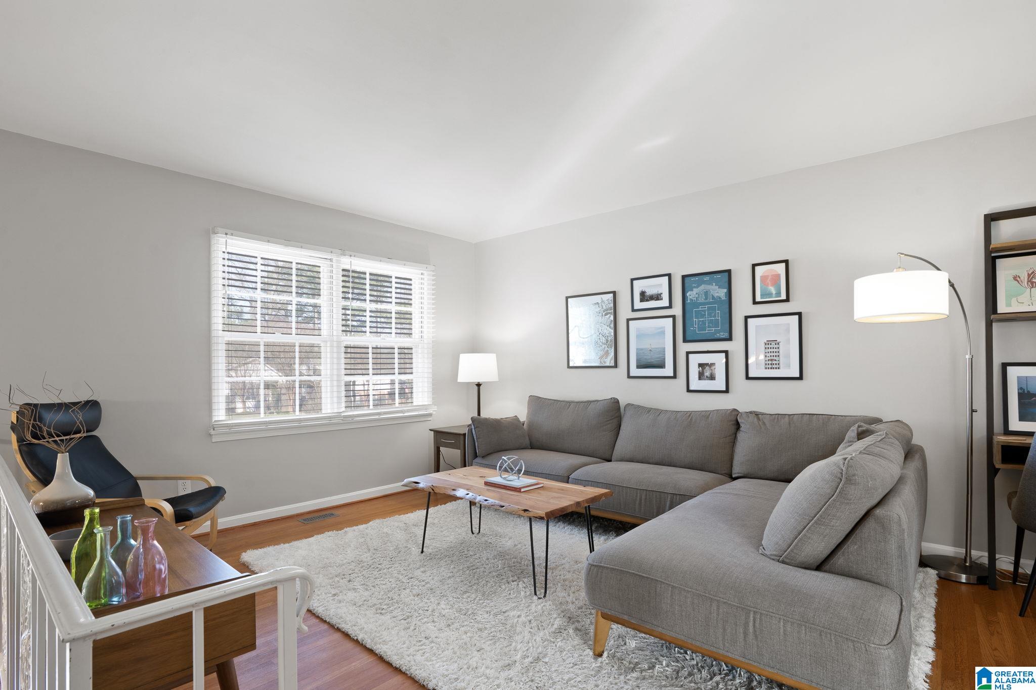 1084 SHERBROOKE DRIVE