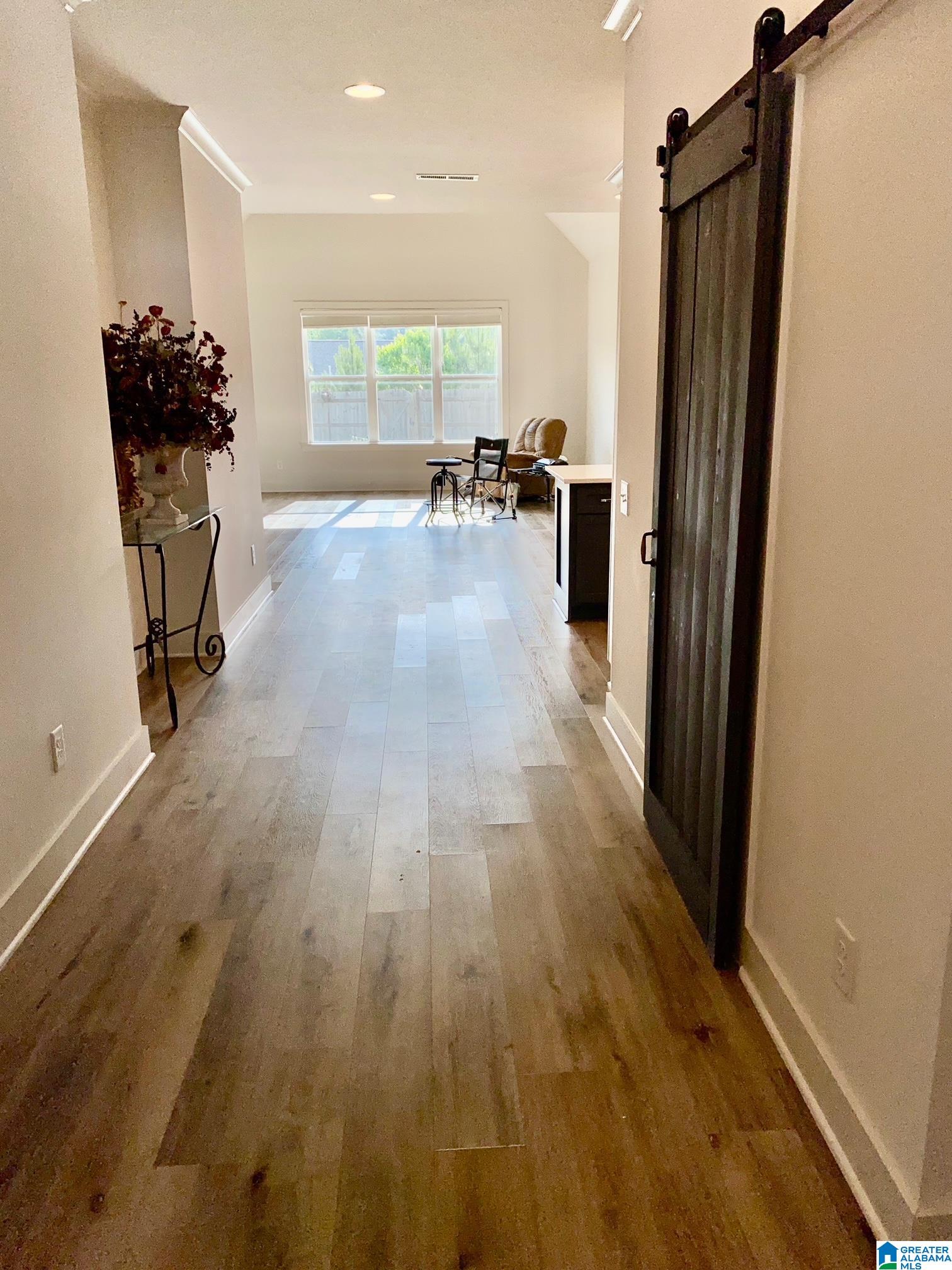 1052 NORMAN DRIVE