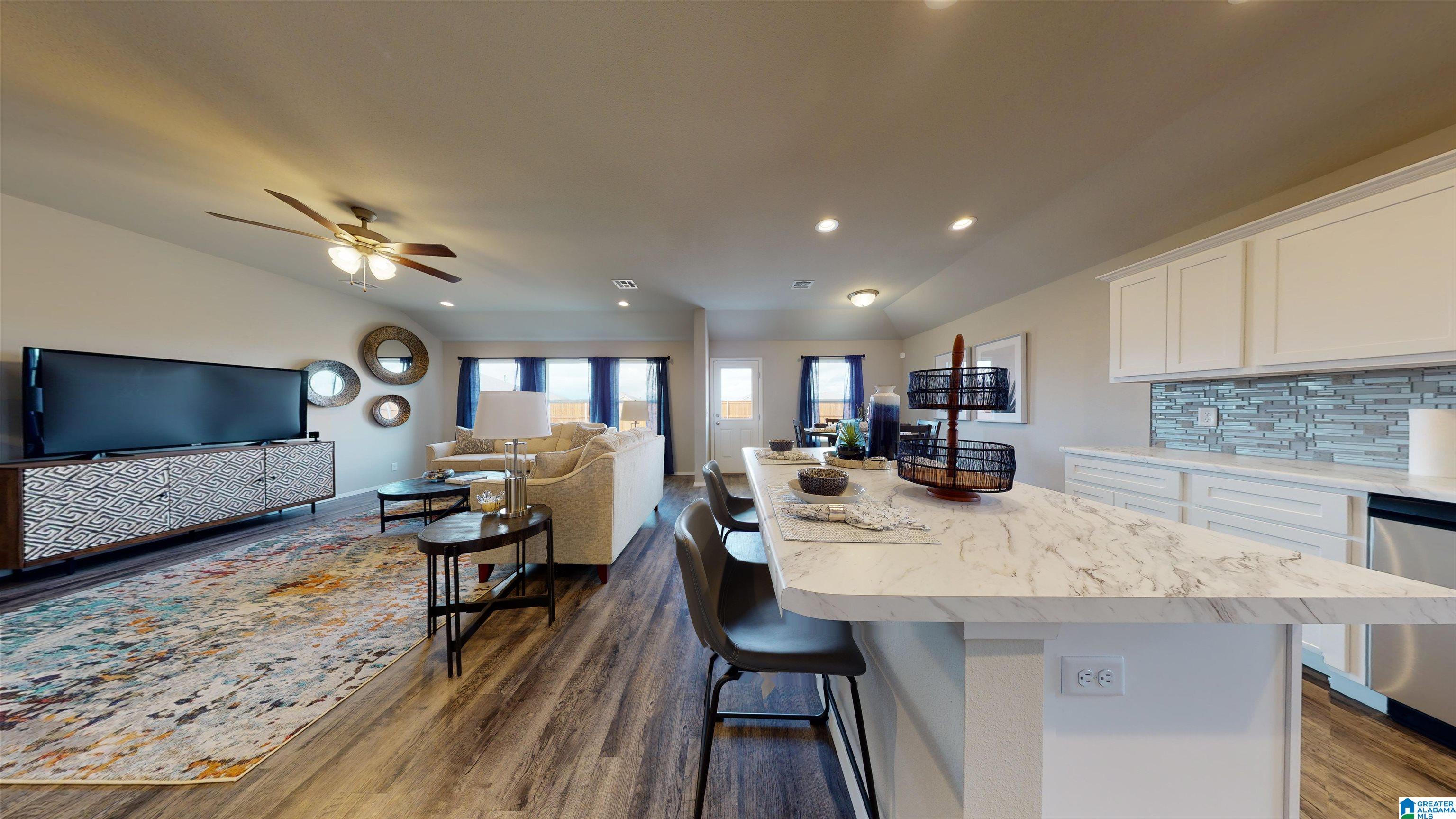 1065 BROOKHAVEN LANE