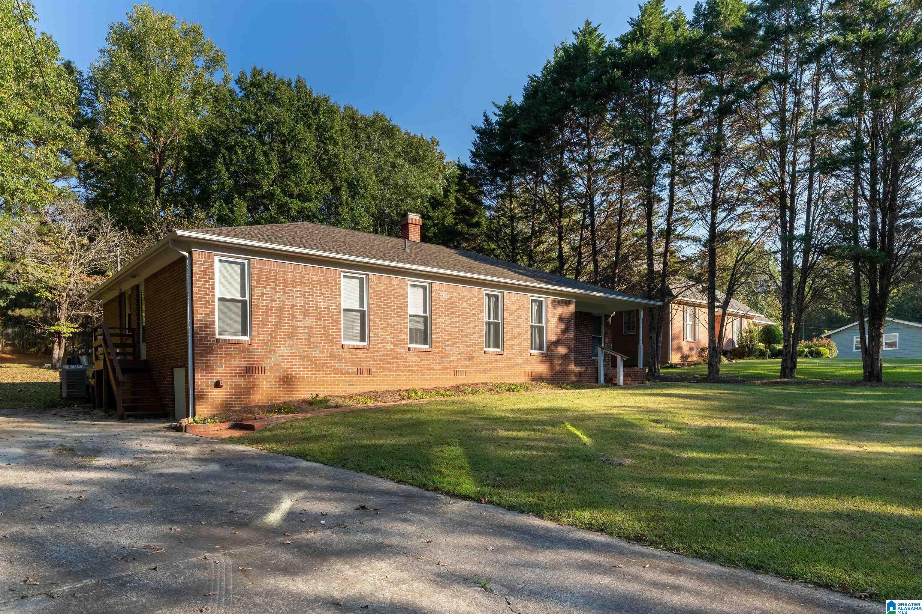 8441 AZALEA DRIVE