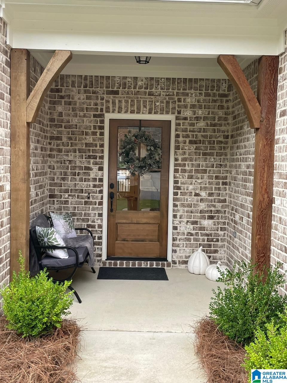 306 KINROSS CIRCLE