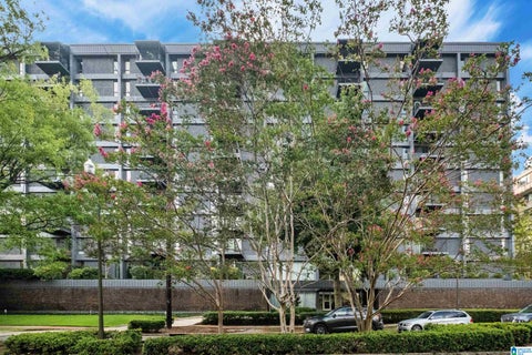 Photo of 2717 Highland Avenue S #606, BIRMINGHAM, AL 35205 (MLS # 21464319)