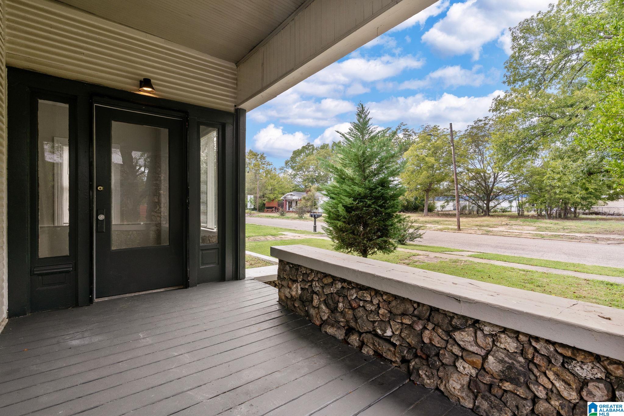 6817 DIVISION AVENUE