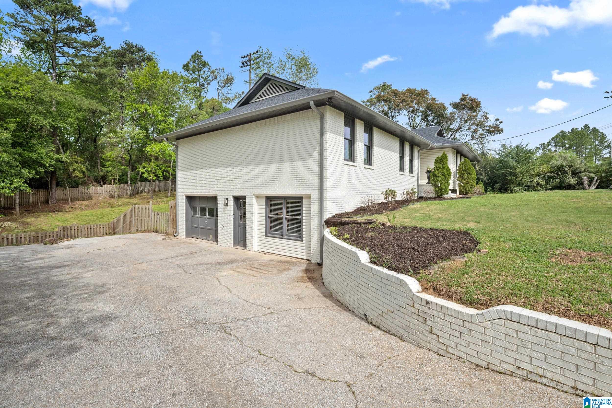 3528 DEERFIELD DRIVE