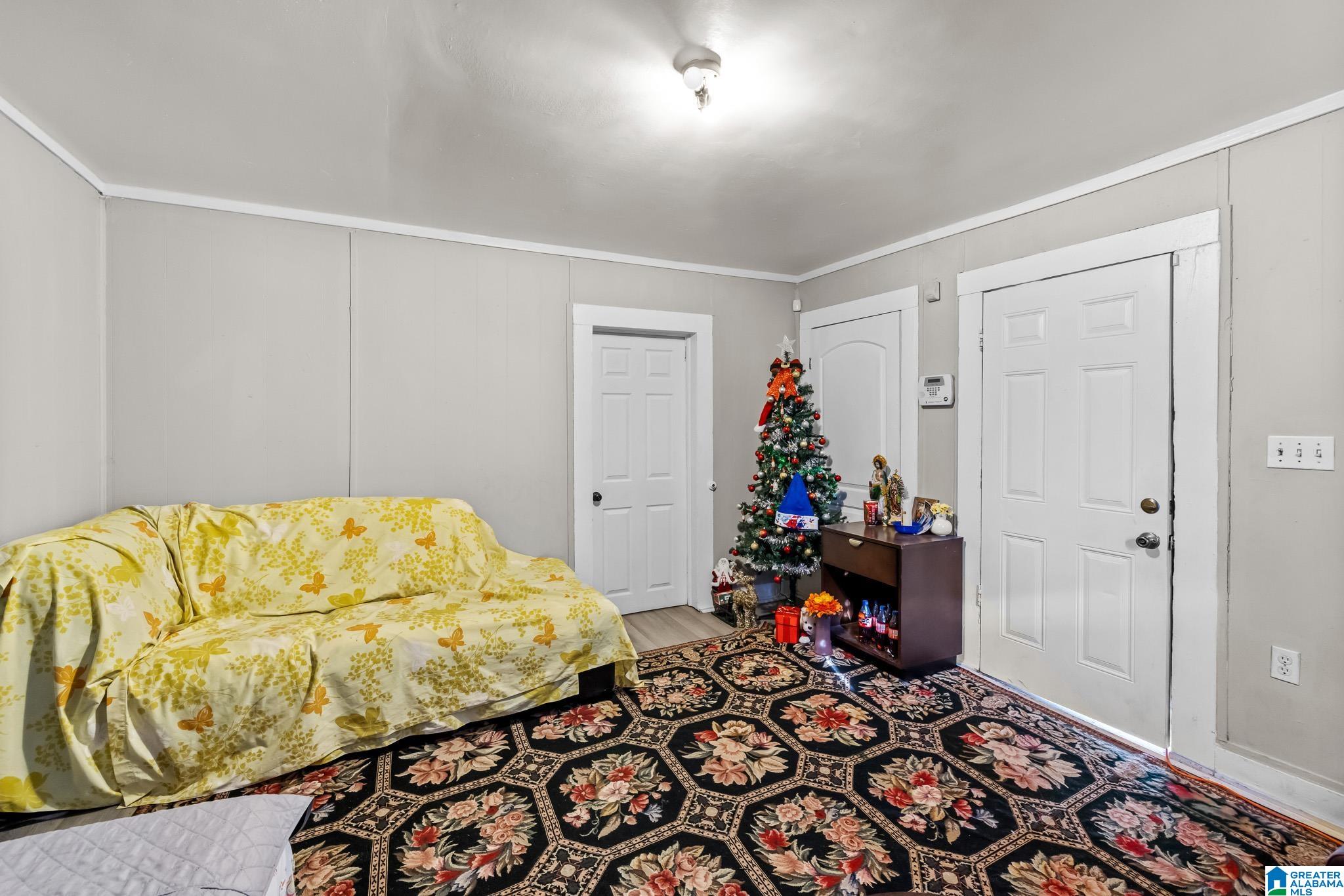 1712 LONG 14TH STREET N