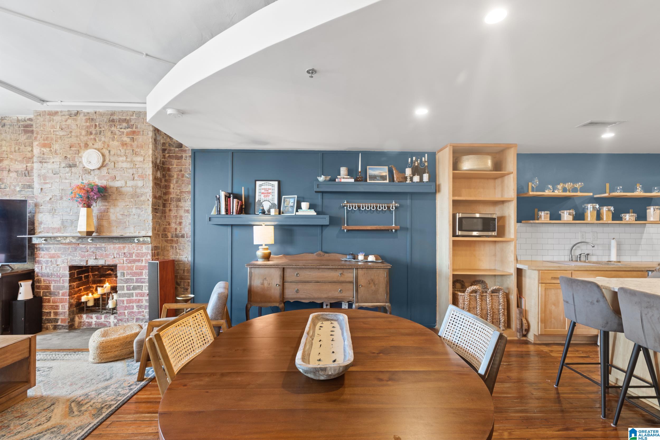 2318 1ST AVENUE N 401