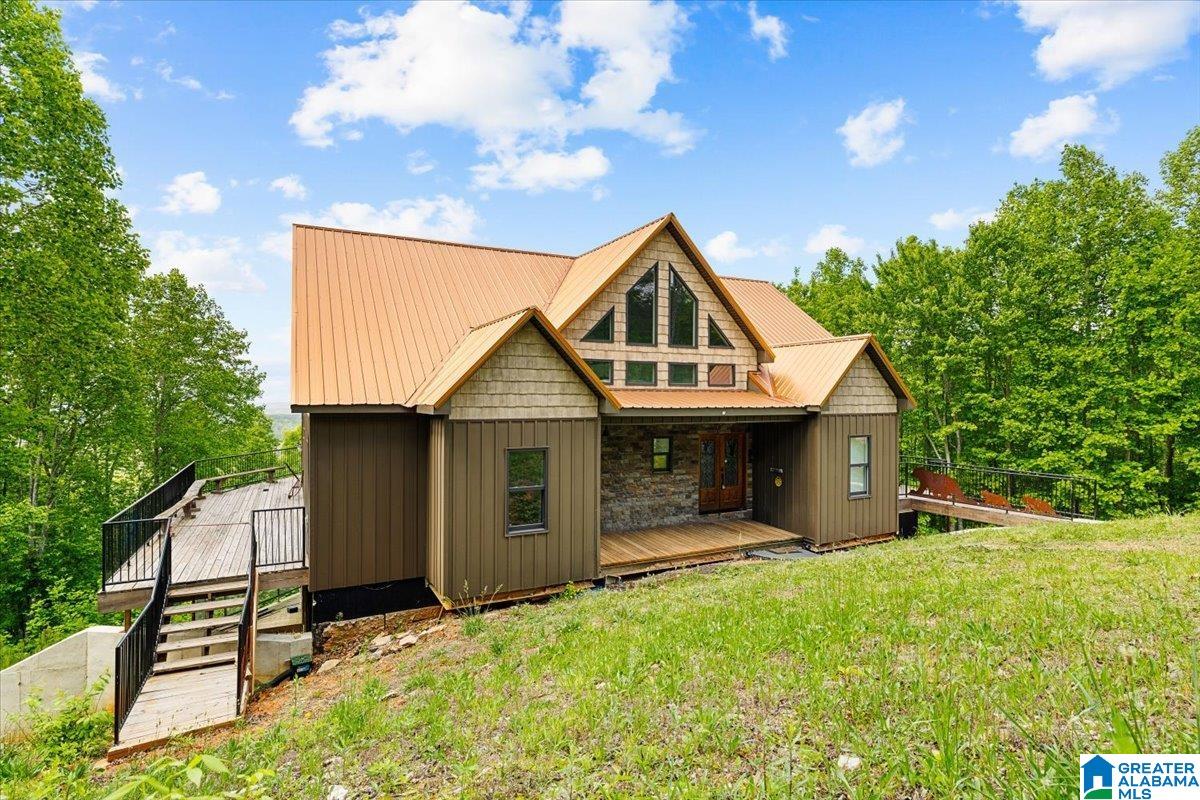 1190 SKYWAY DRIVE