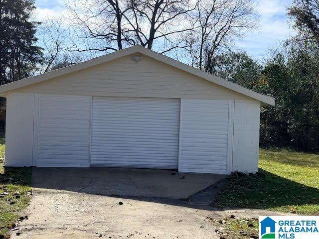 2604 WALKER CHAPEL ROAD