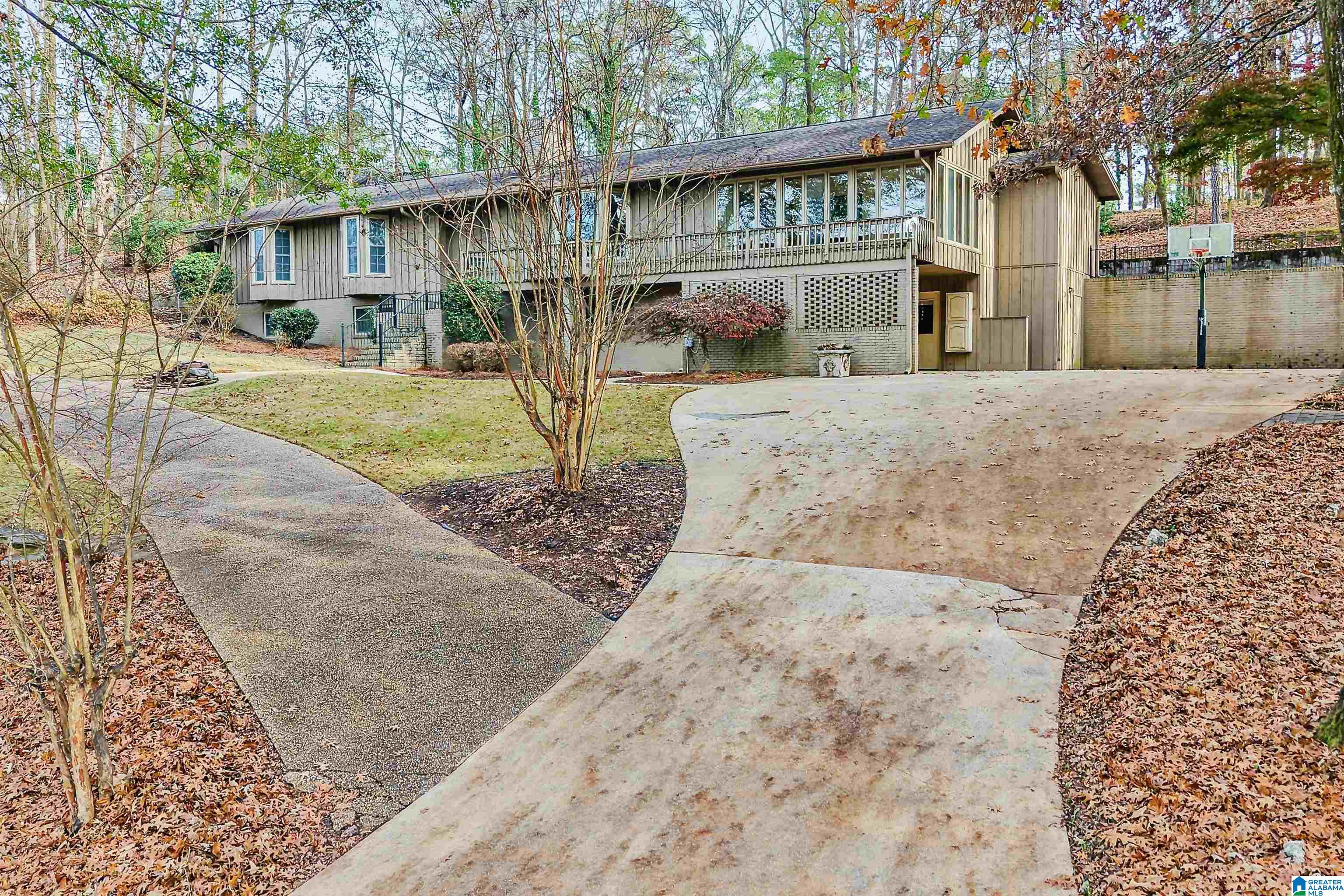 3438 INDIAN LAKE DRIVE