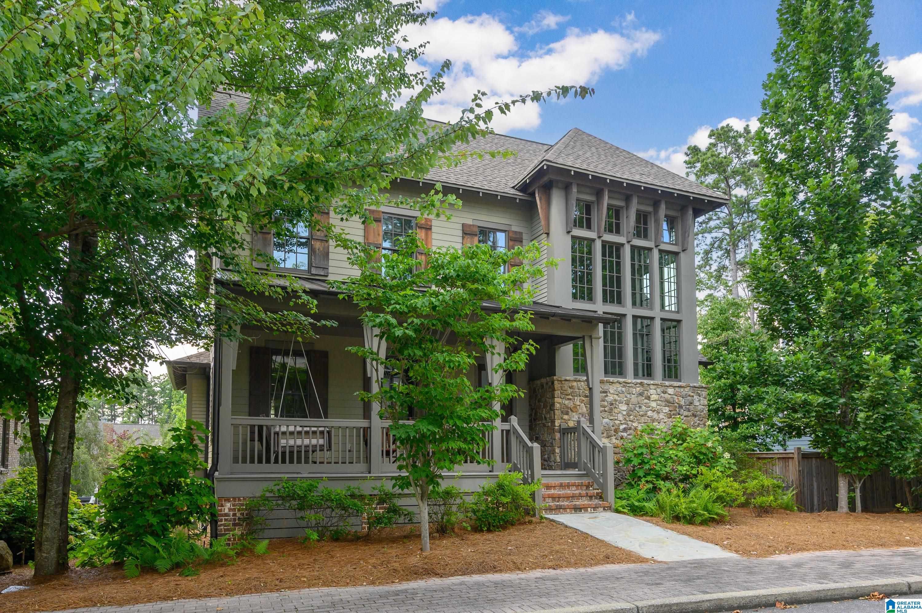 115 PERRY PLACE