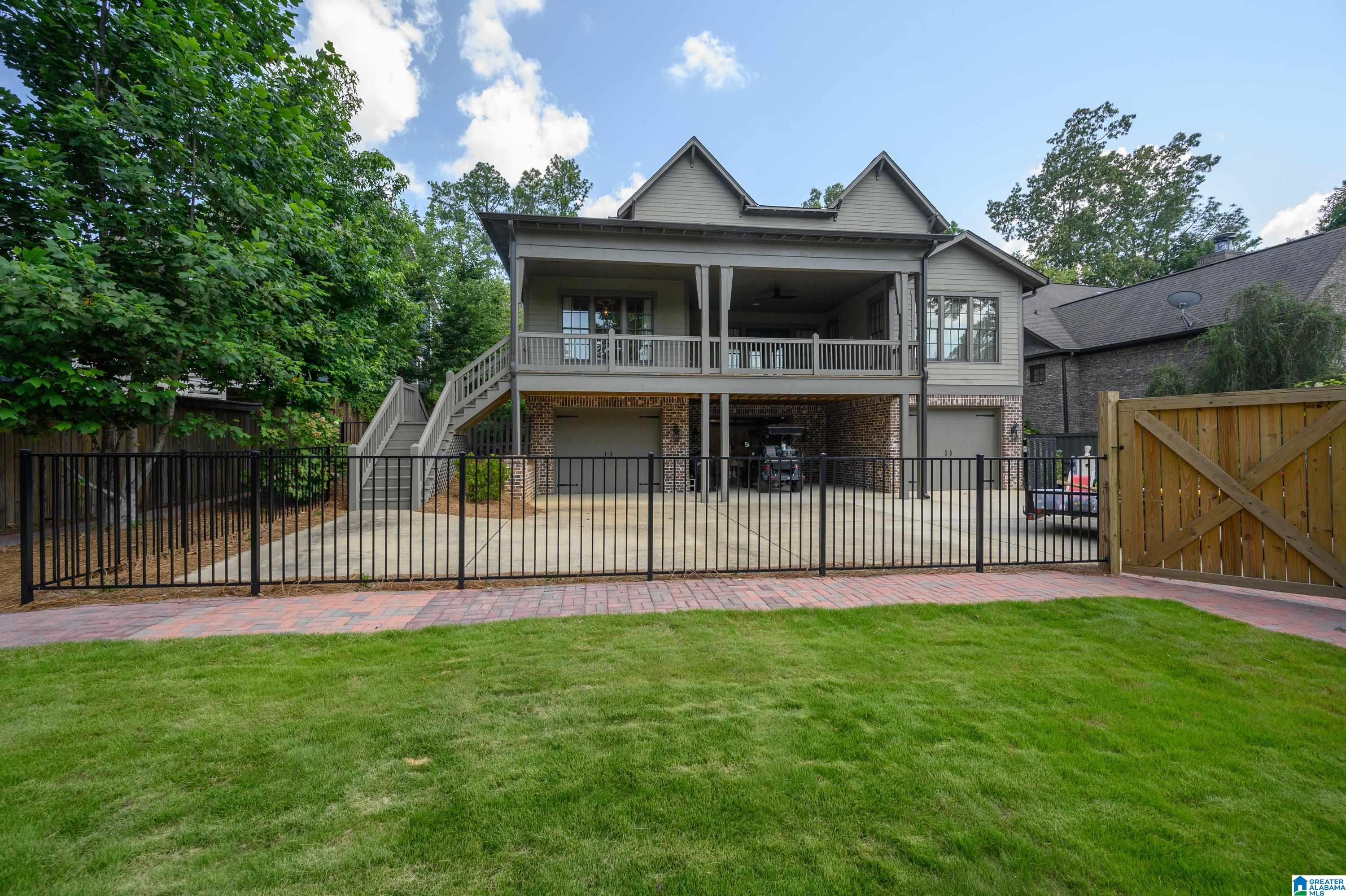 115 PERRY PLACE