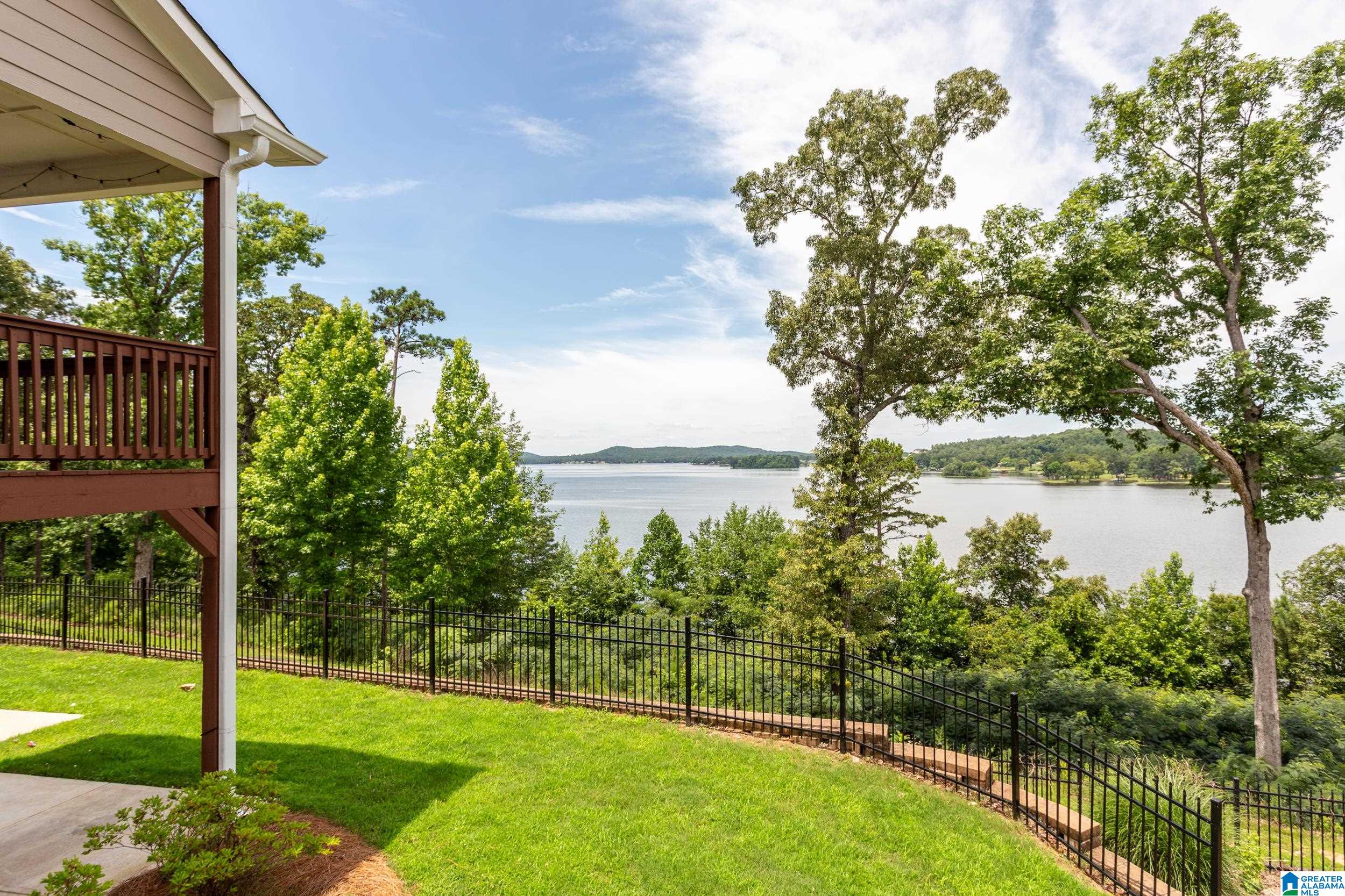 180 SHORELINE VIEW