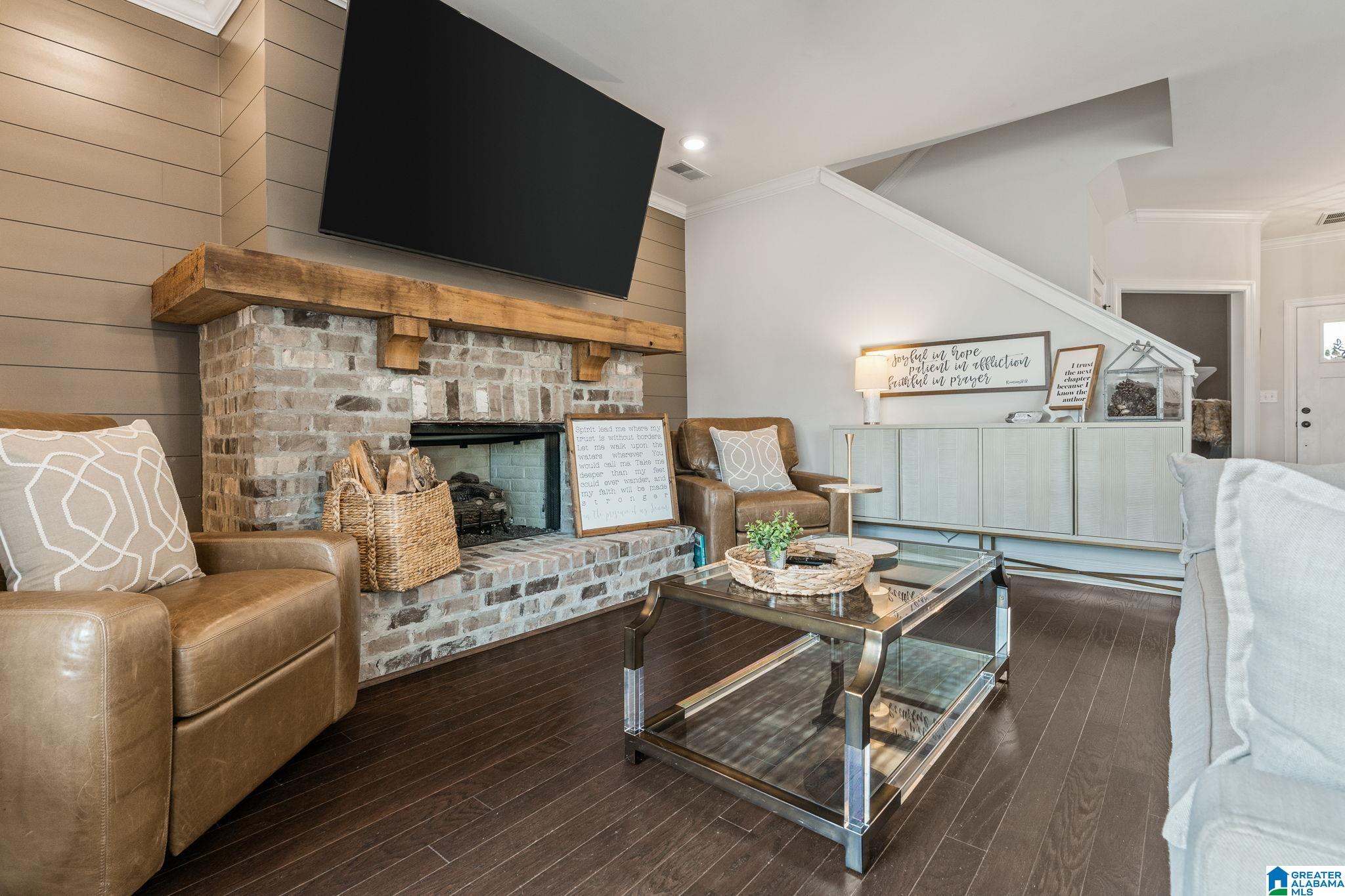 10 MACDONALD COVE
