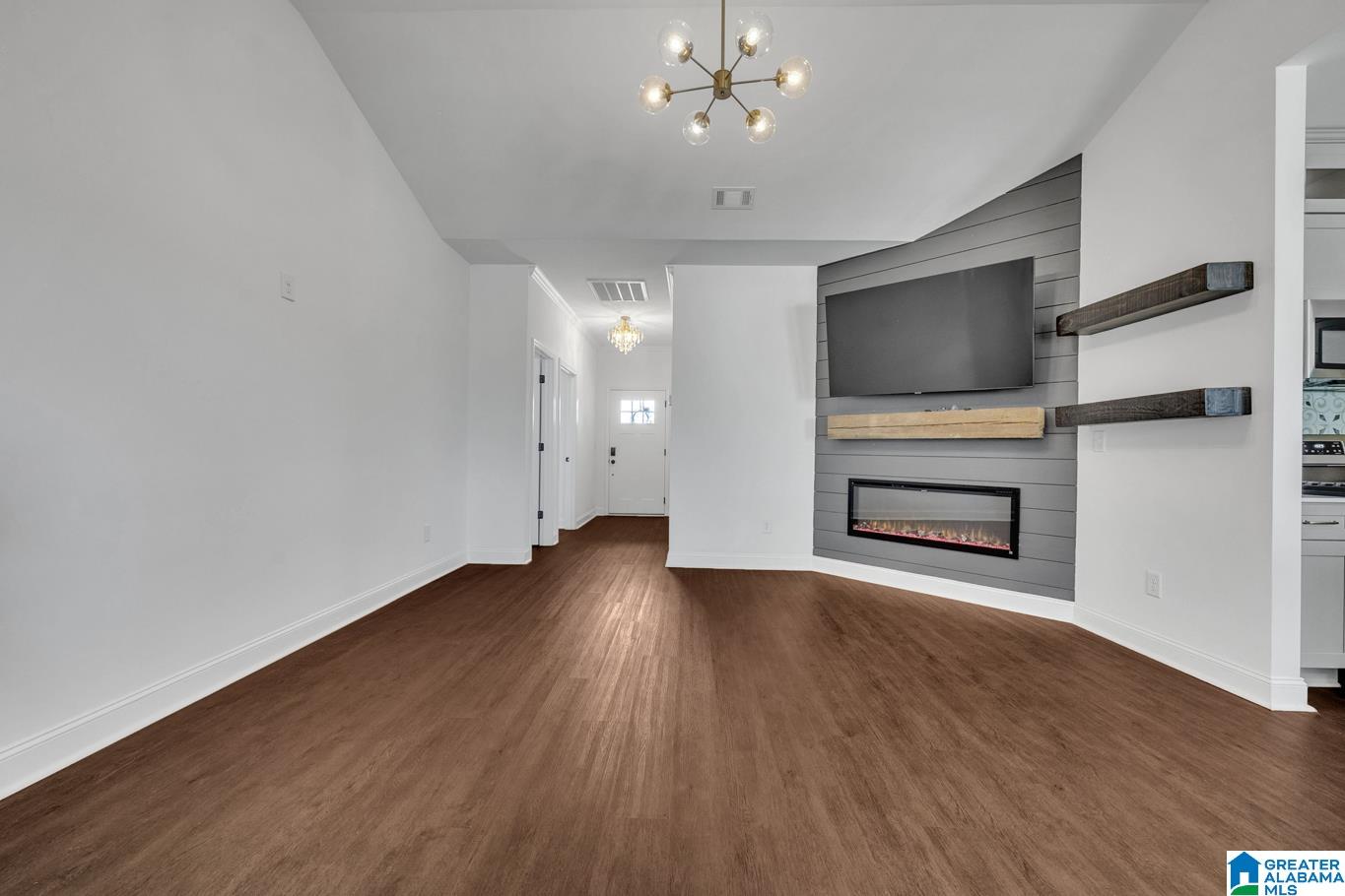 10 RED CAMELLIA COURT