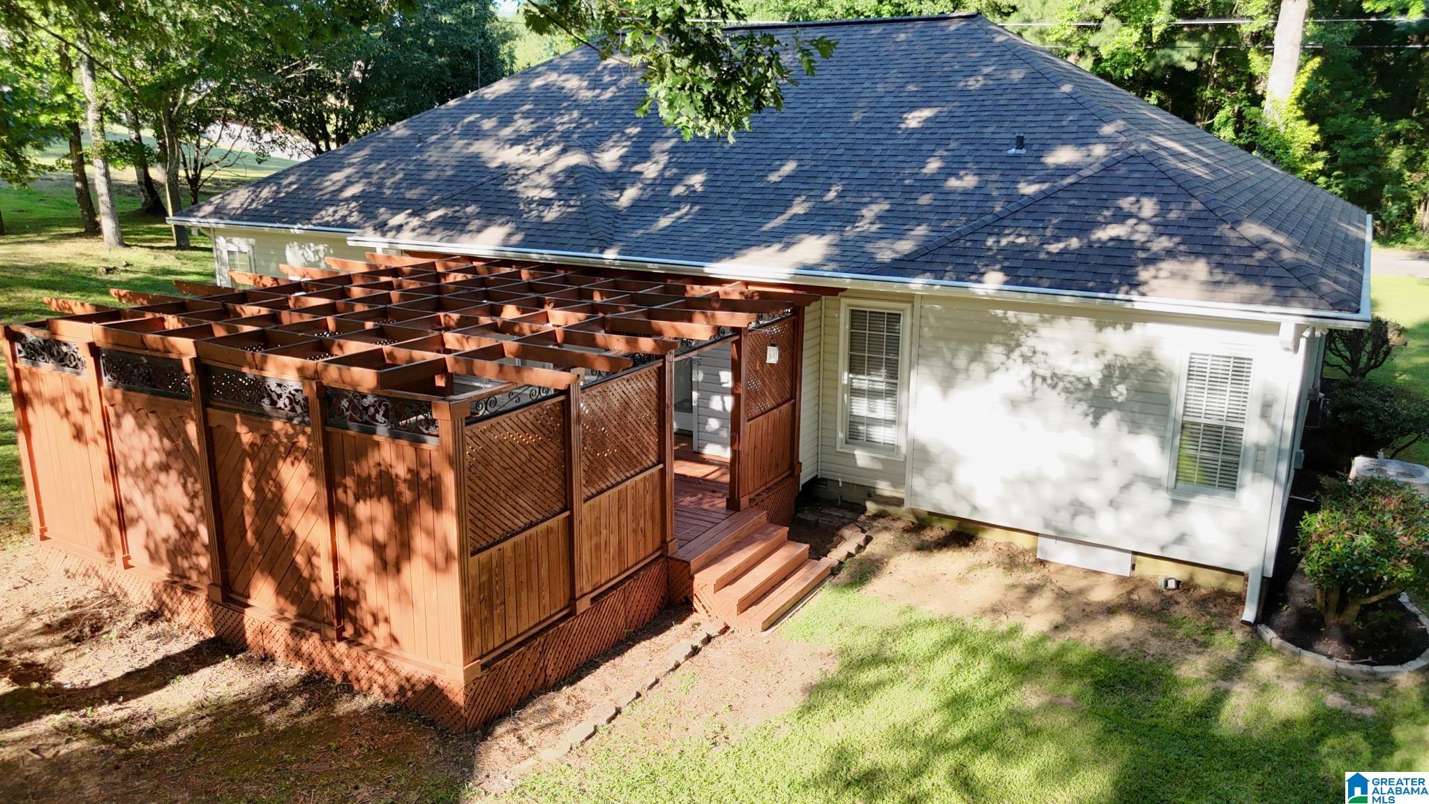205 SOUTHWOOD DRIVE