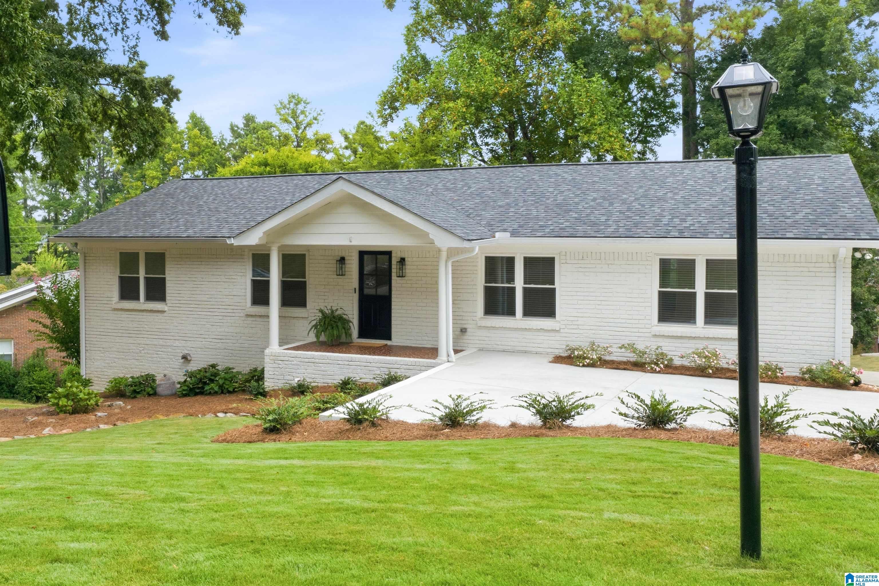 1604 MOUNTAIN GAP CIRCLE