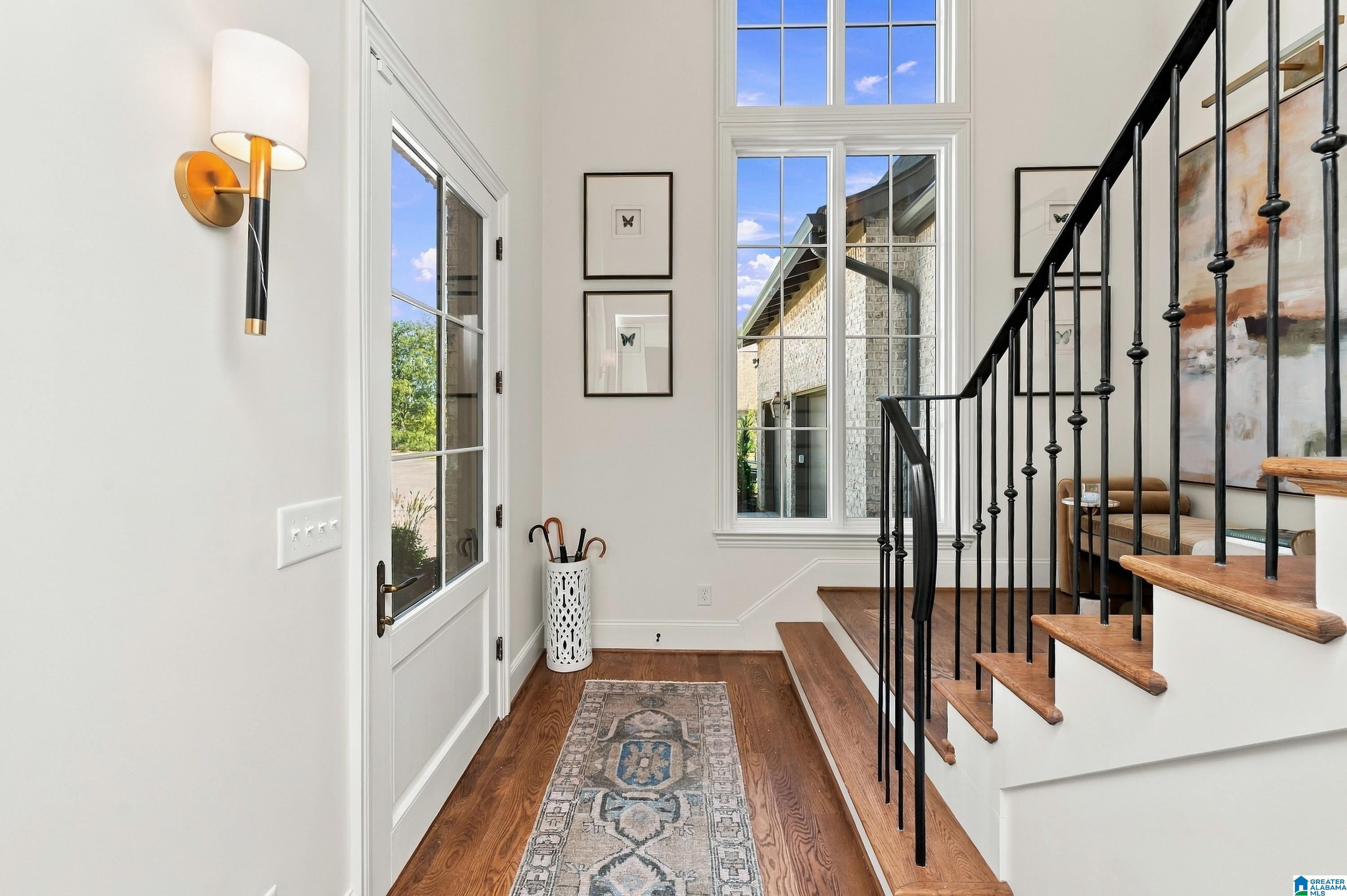 1609 CHATEAU CREST LANE
