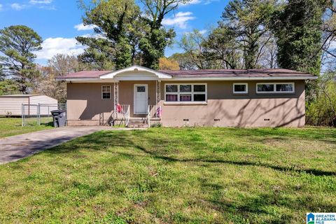 1815 NW 2ND STREET CENTER POINT AL 35215