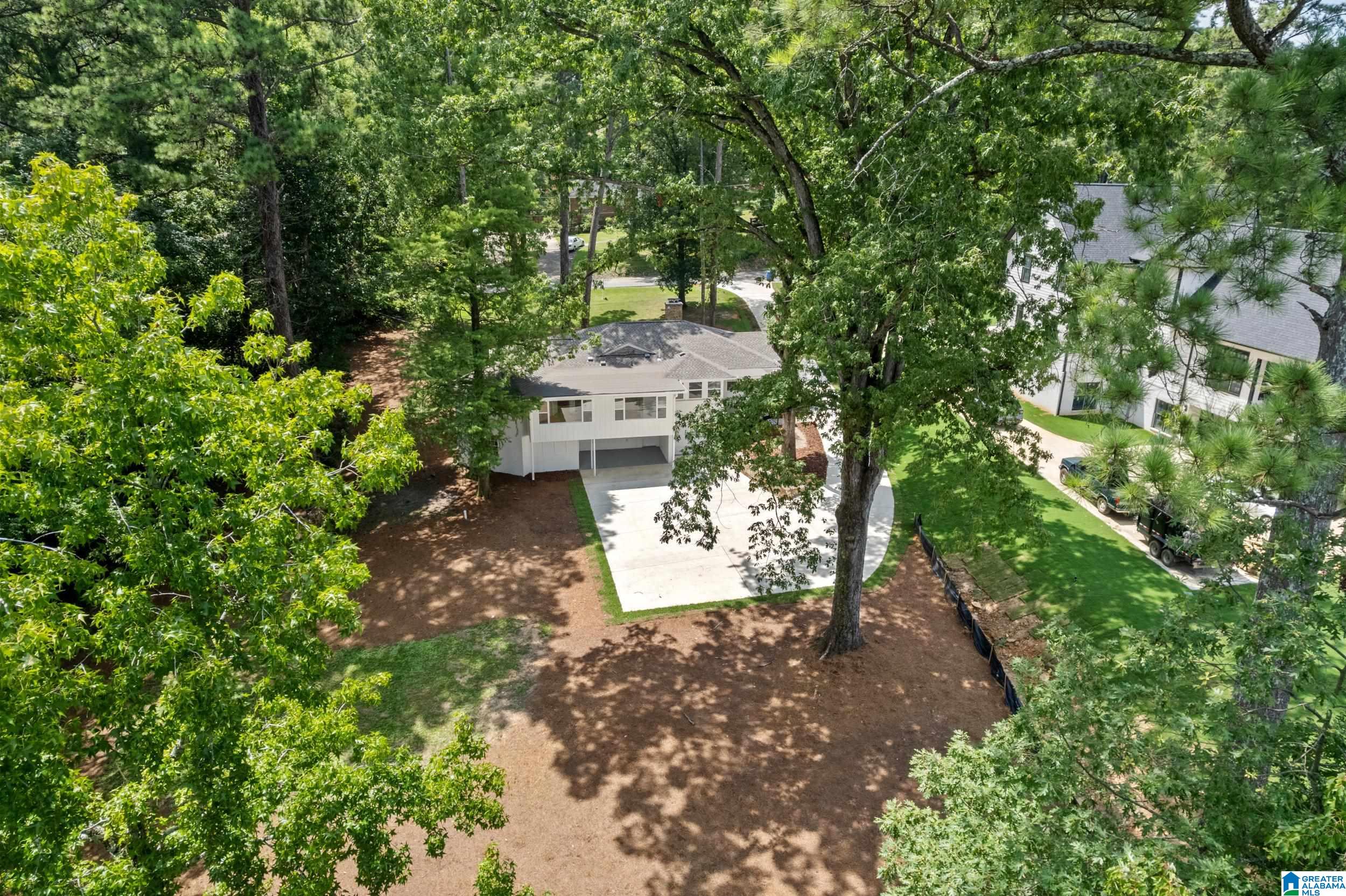 1576 BERRY ROAD