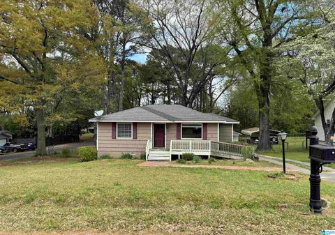 Photo of 516 Parks Road, GARDENDALE, AL 35071 (MLS # 21448246)