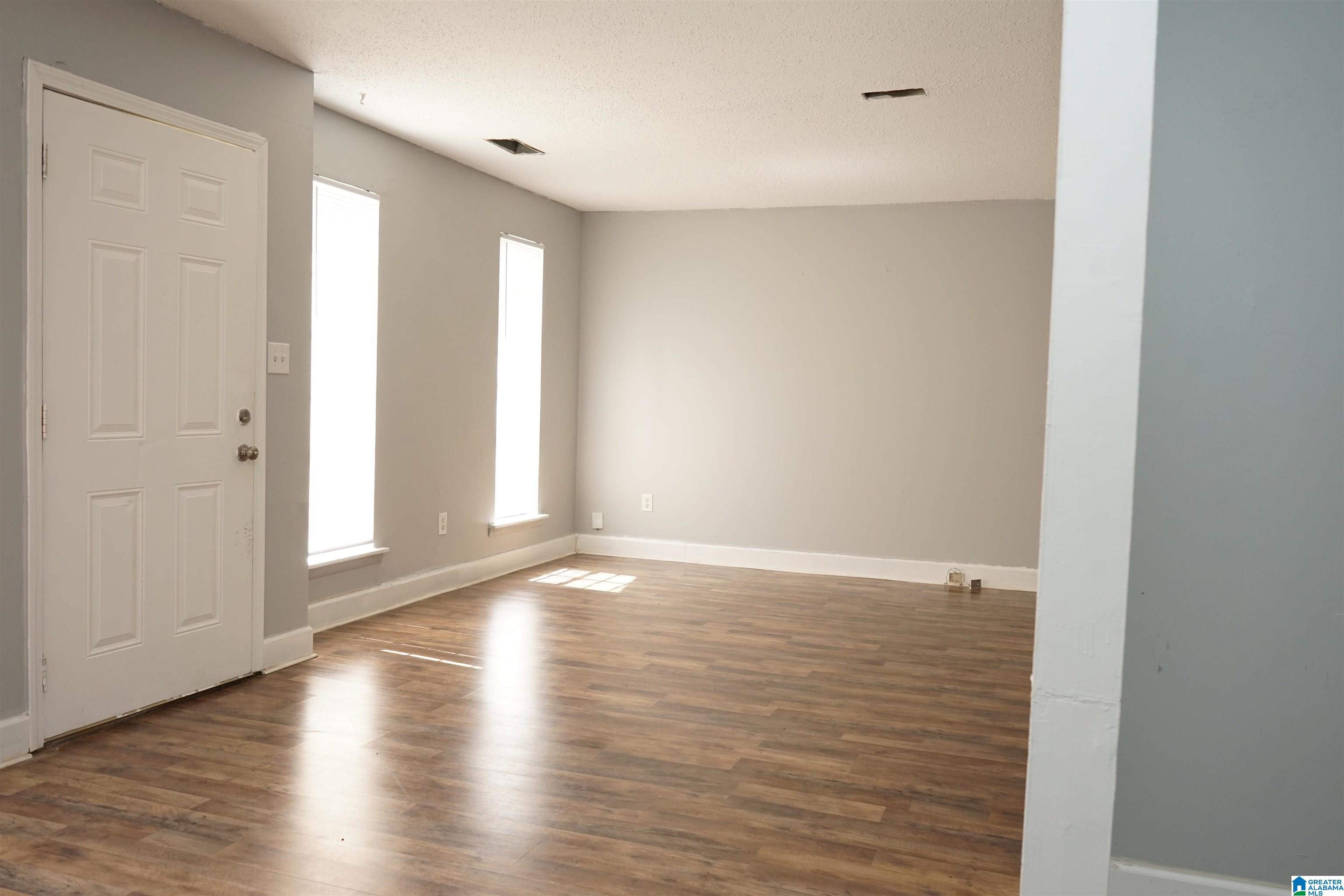 3416 ALEMEDA AVENUE SW