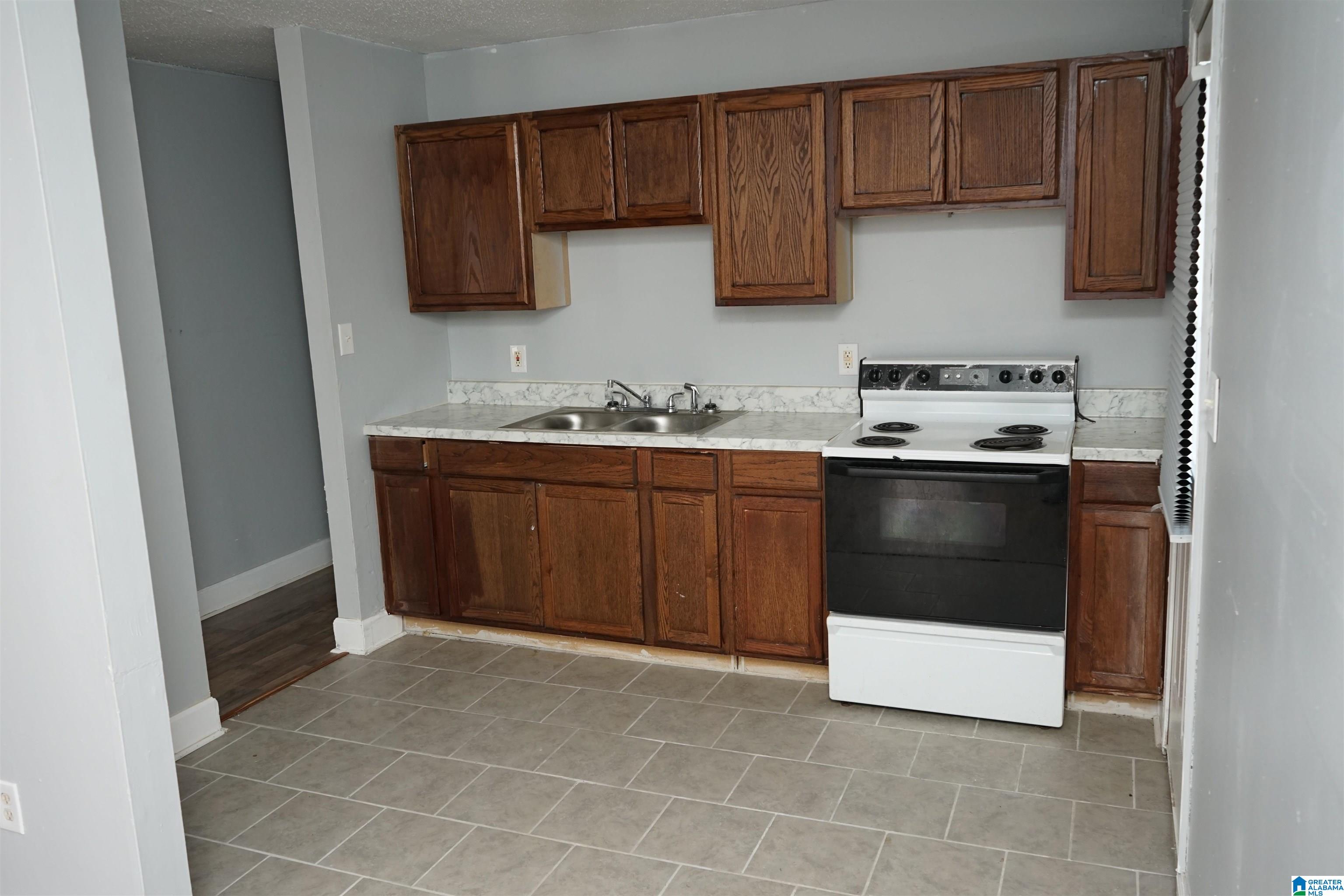 3416 ALEMEDA AVENUE SW