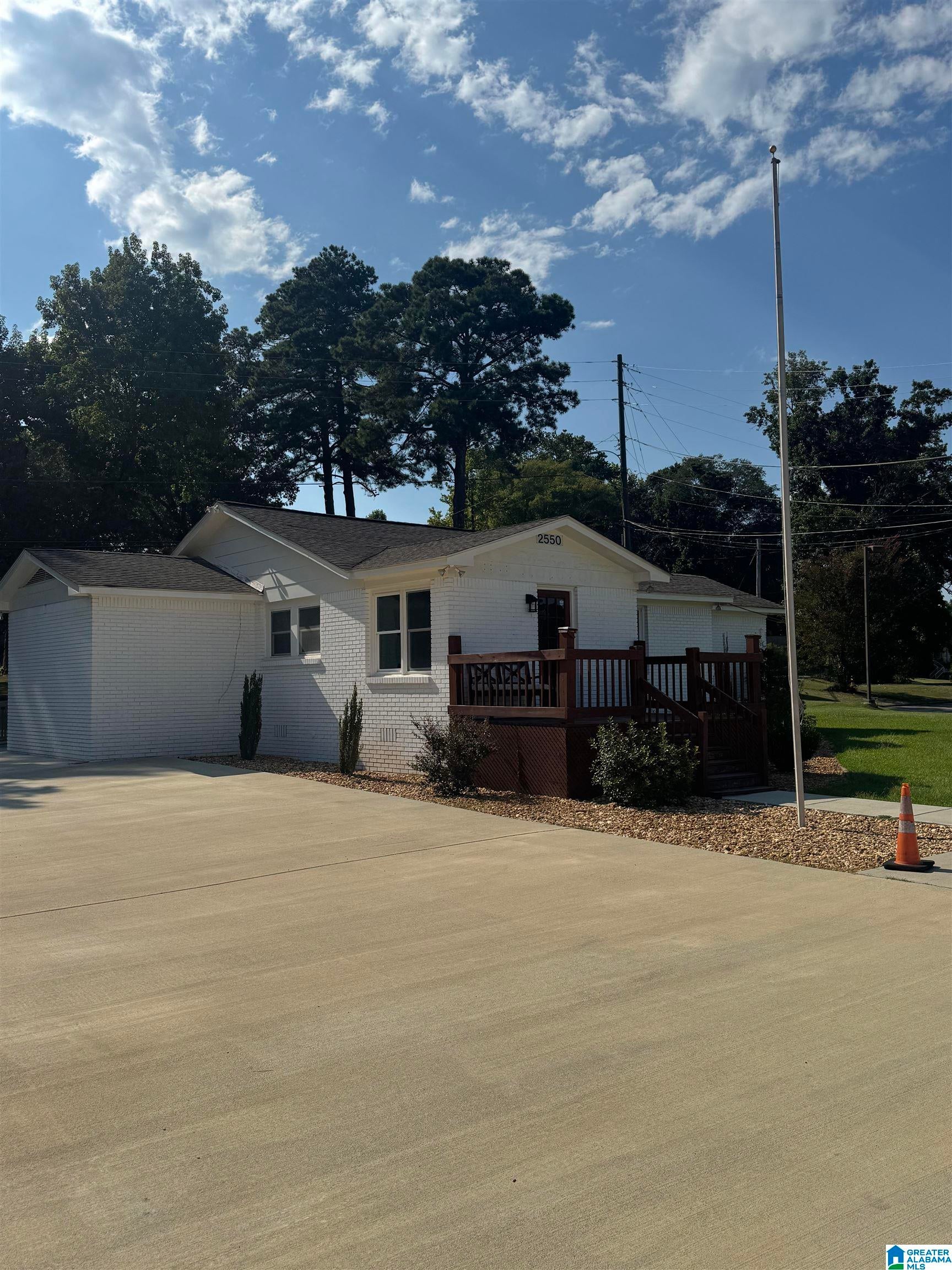 2550 DECATUR HIGHWAY