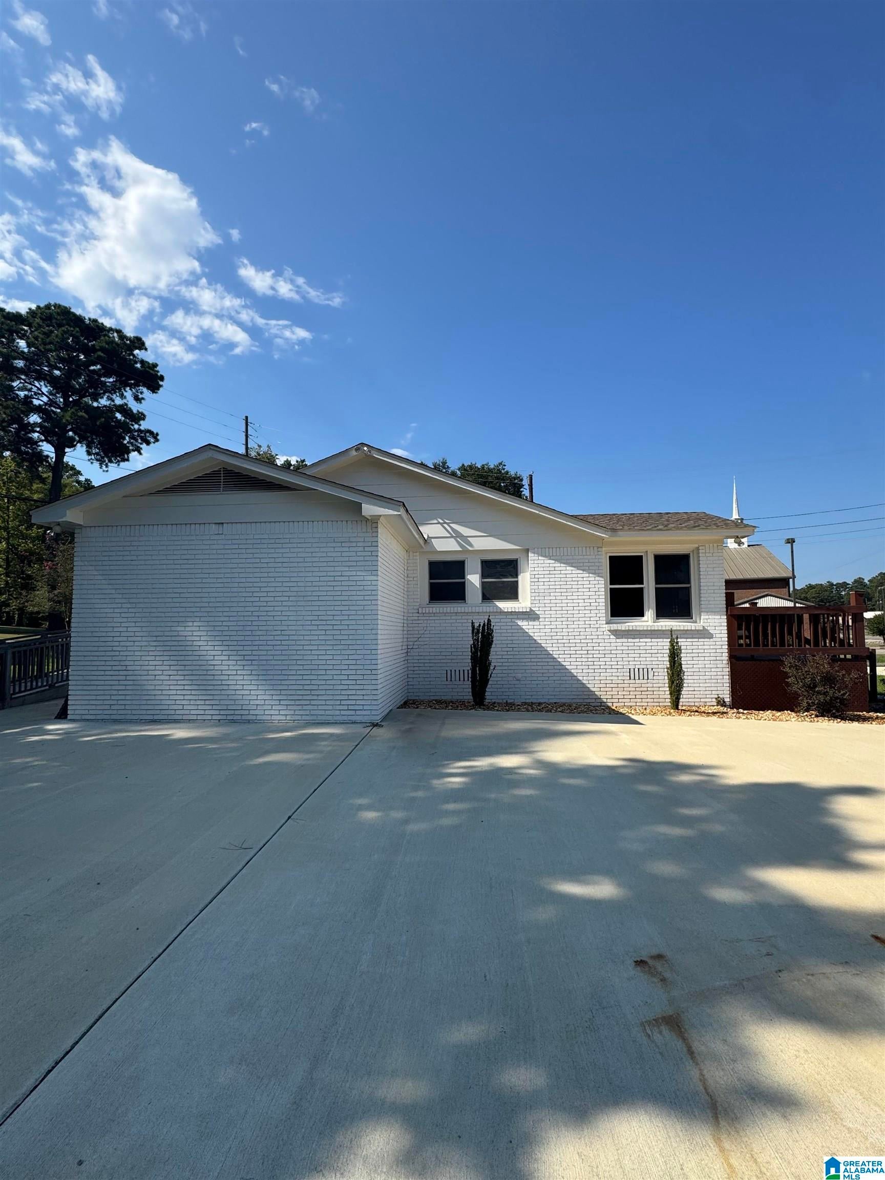 2550 DECATUR HIGHWAY