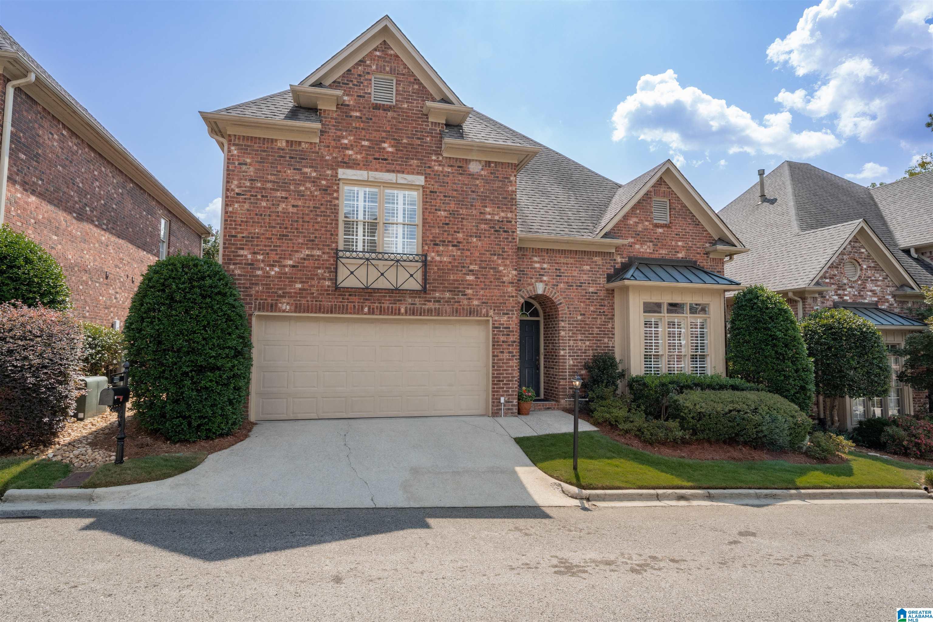 1583 CREEKSTONE CIRCLE