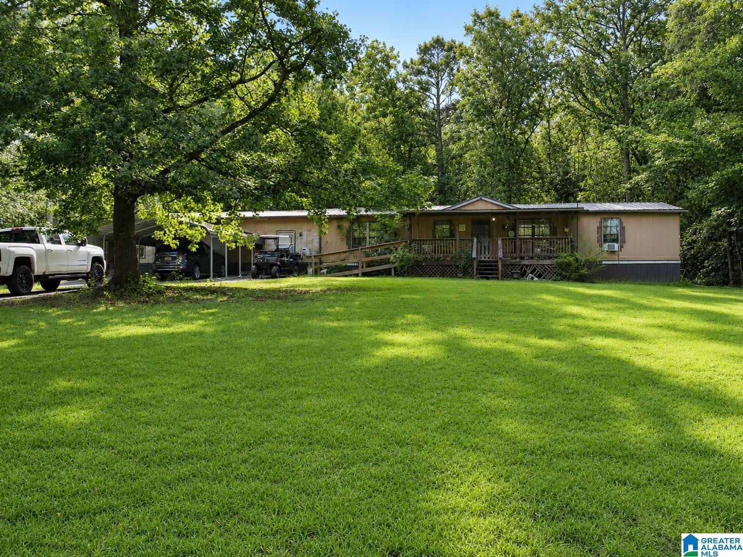 100 MOSS DRIVE - Photo 2
