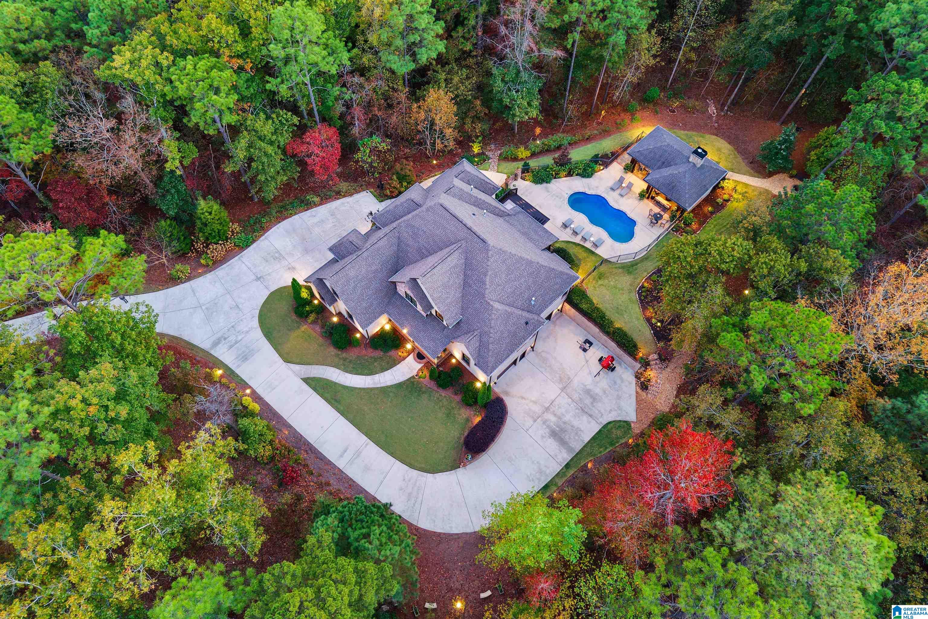 317 OAK MOUNTAIN CREST WAY