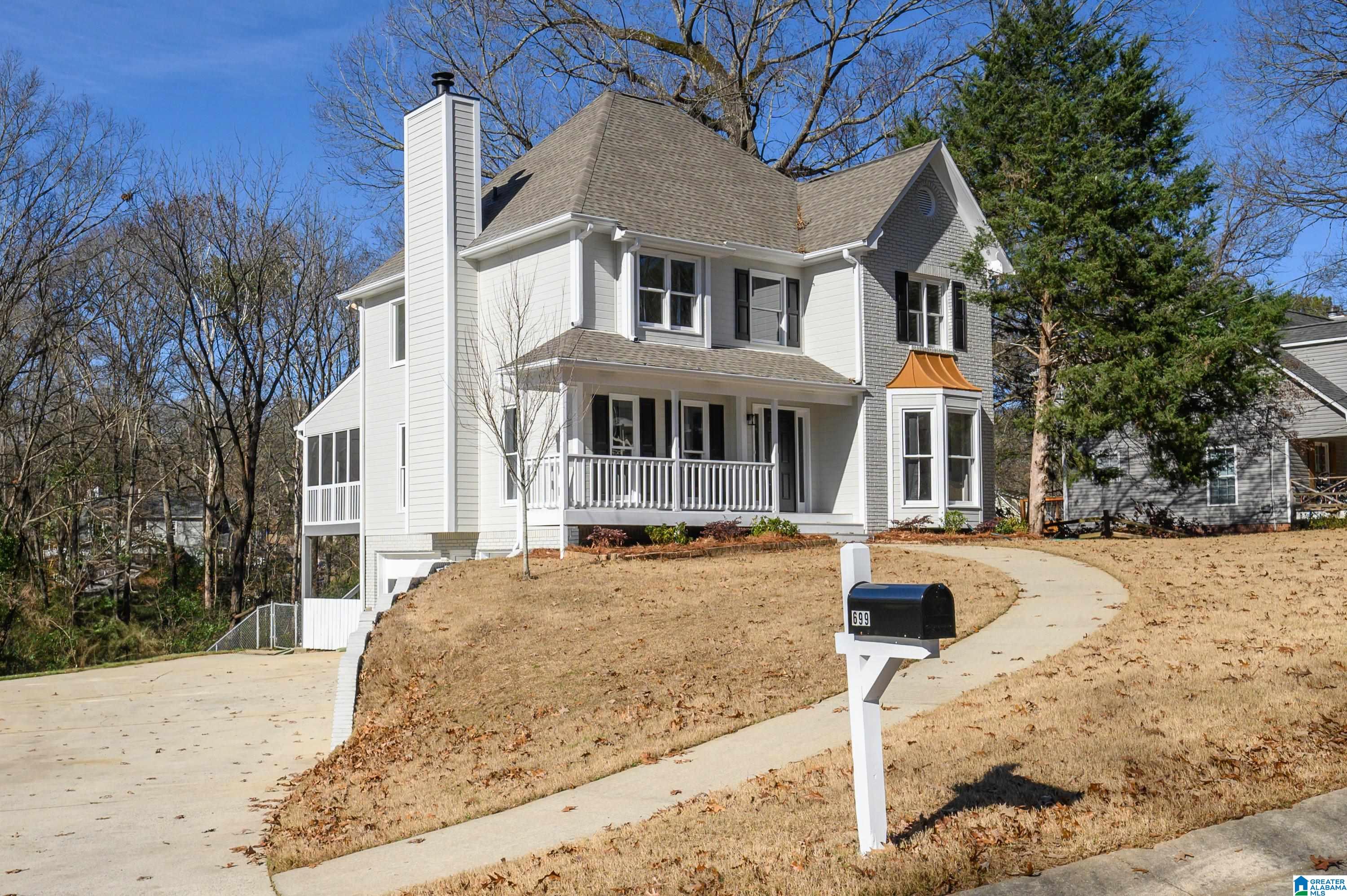 699 OLDE TOWNE CIRCLE