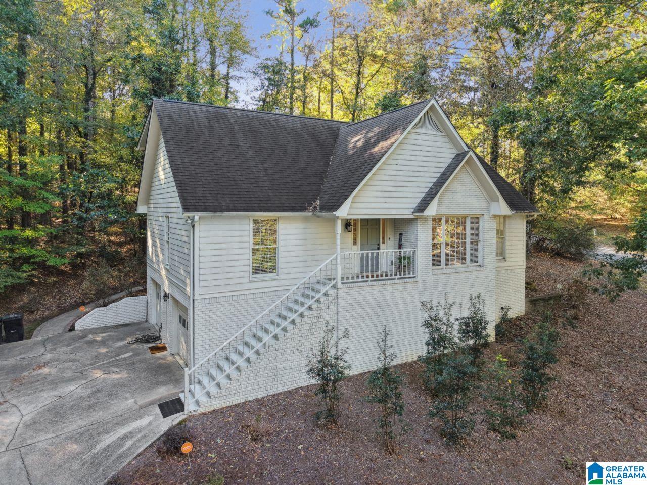 764 HEATHERWOOD DRIVE