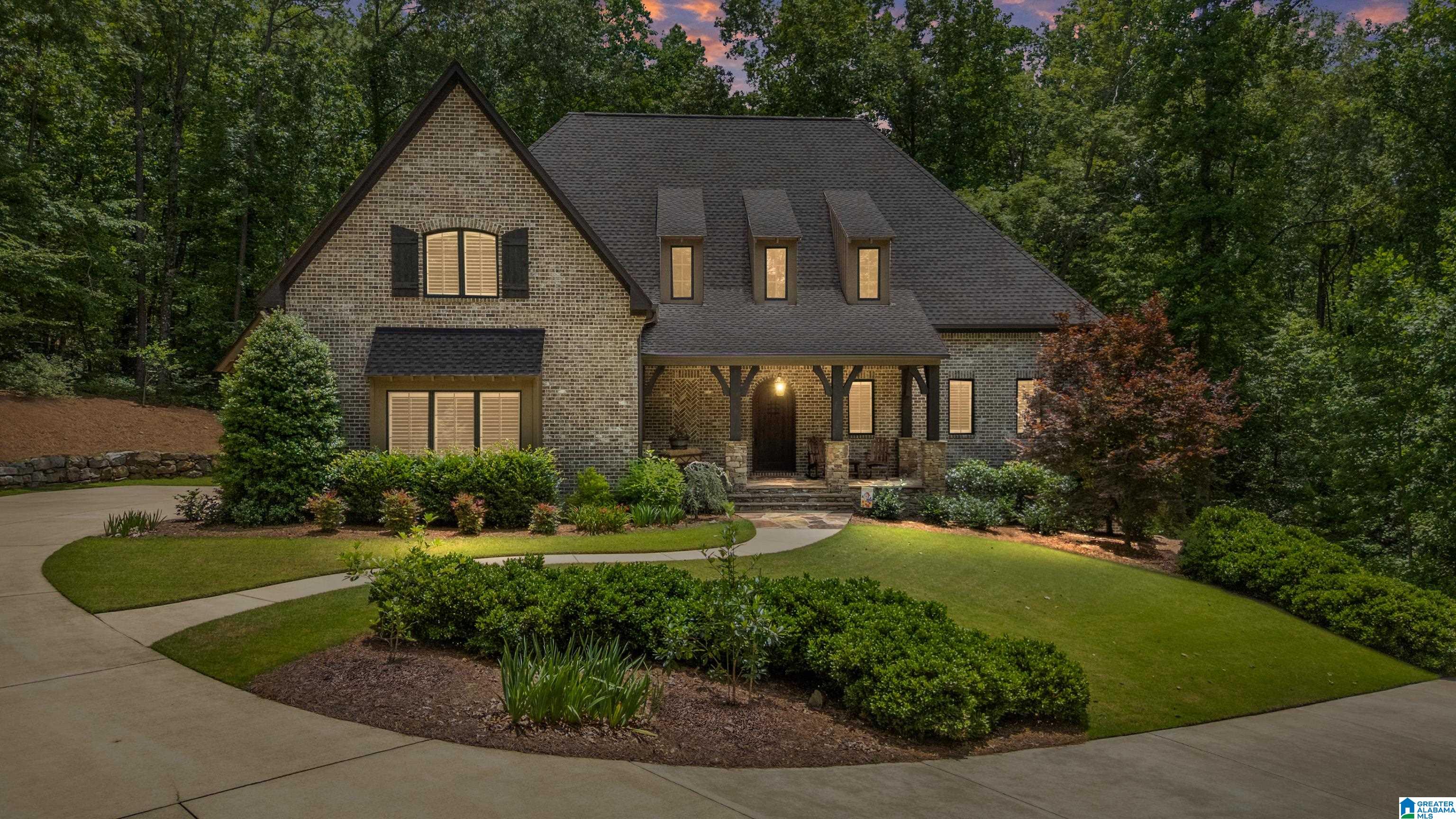360 STONEGATE DRIVE