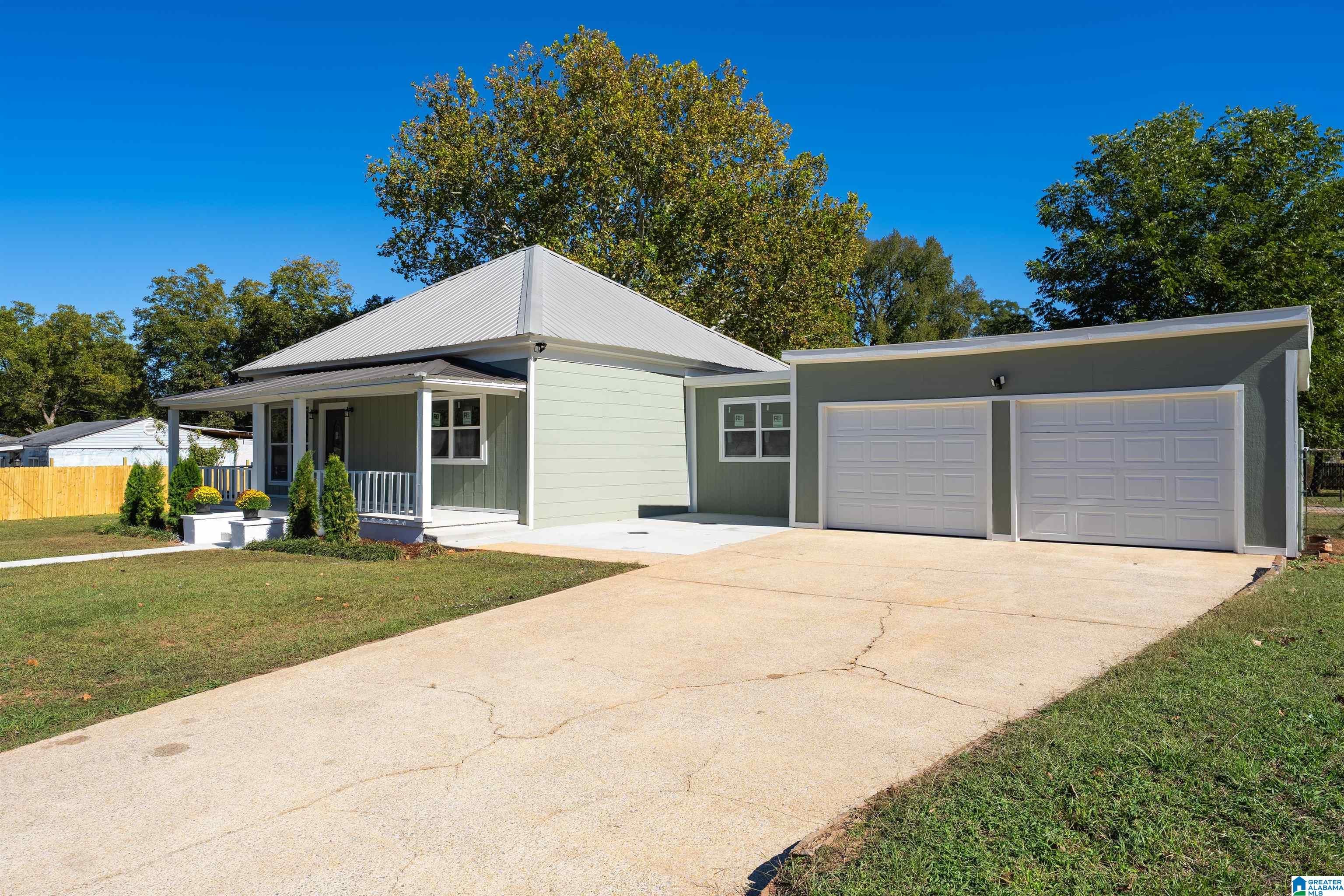 925 DARTMOUTH COURT