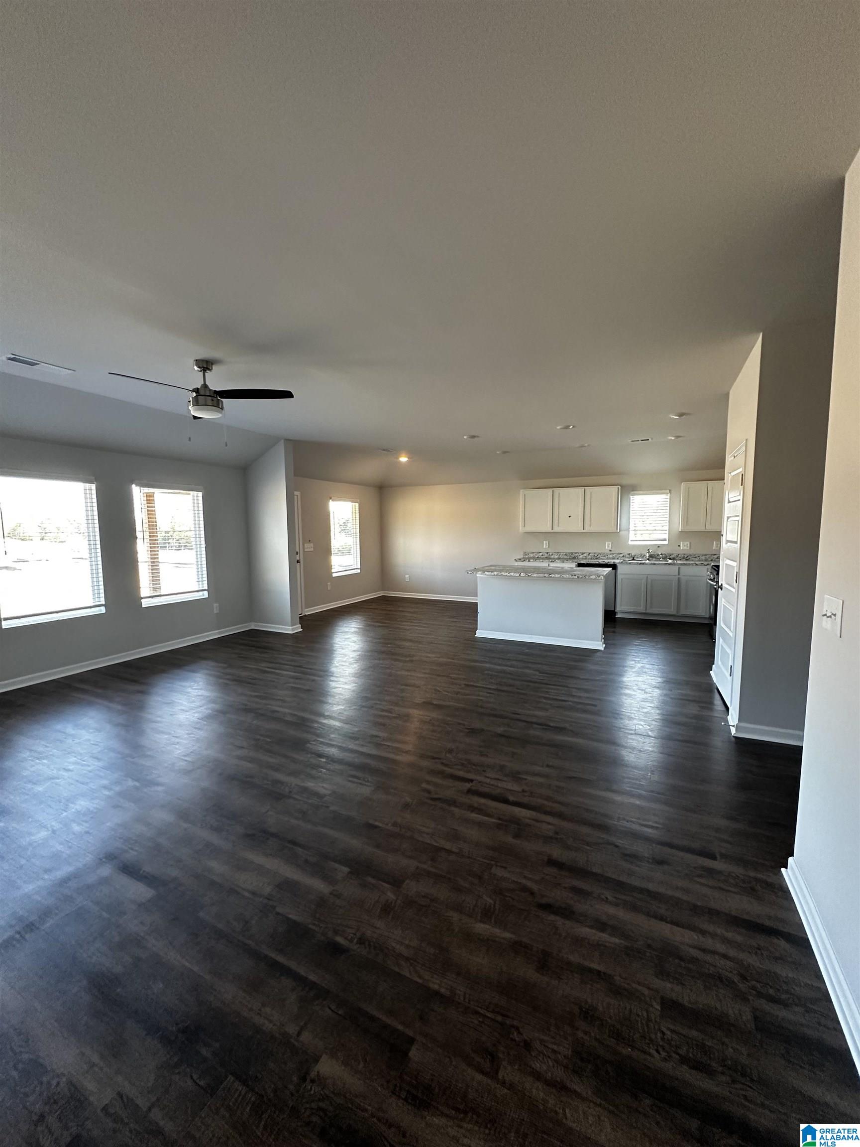 865 CAMDEN LOOP