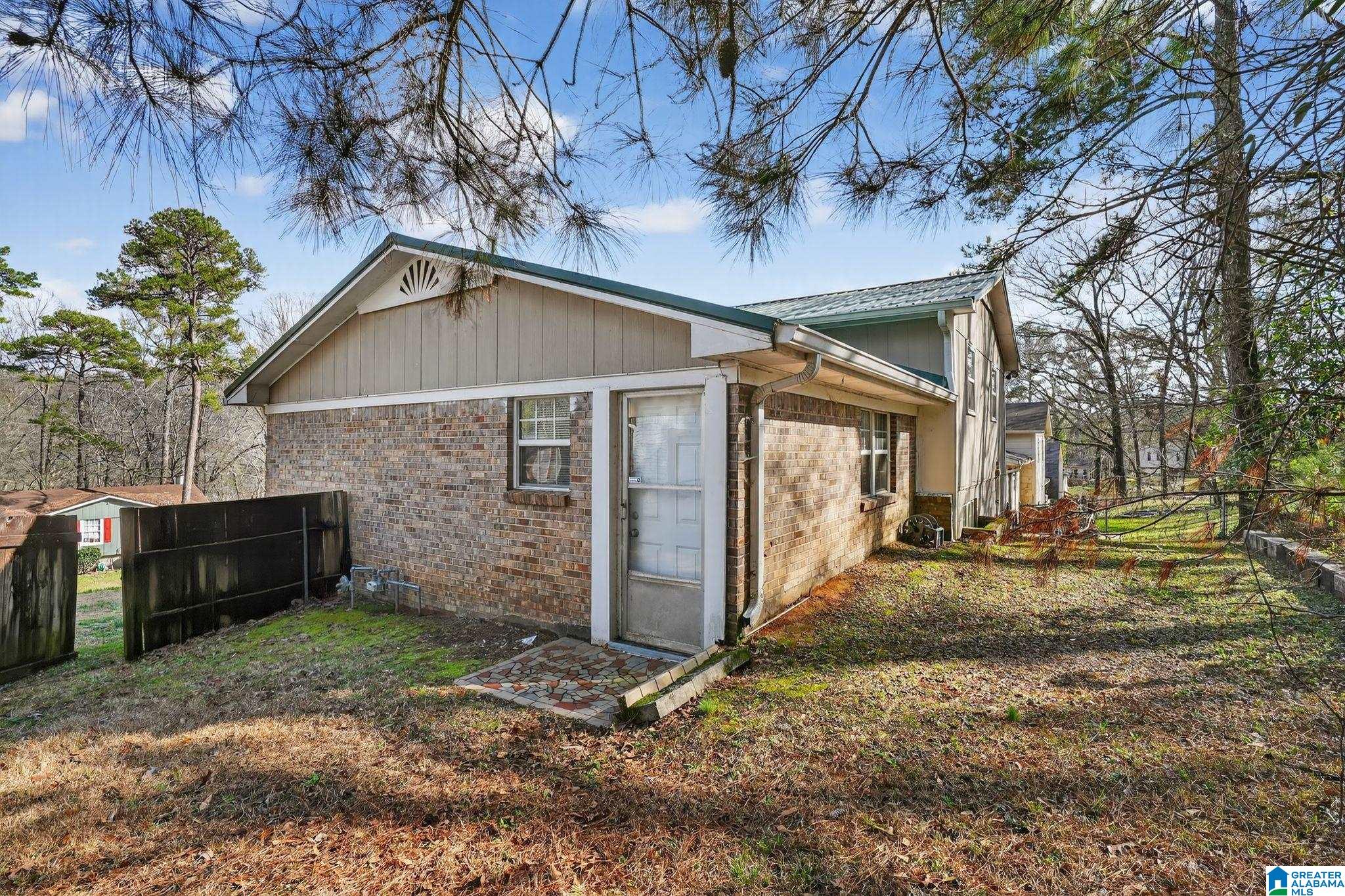 4012 SAINT JOHN LANE NW