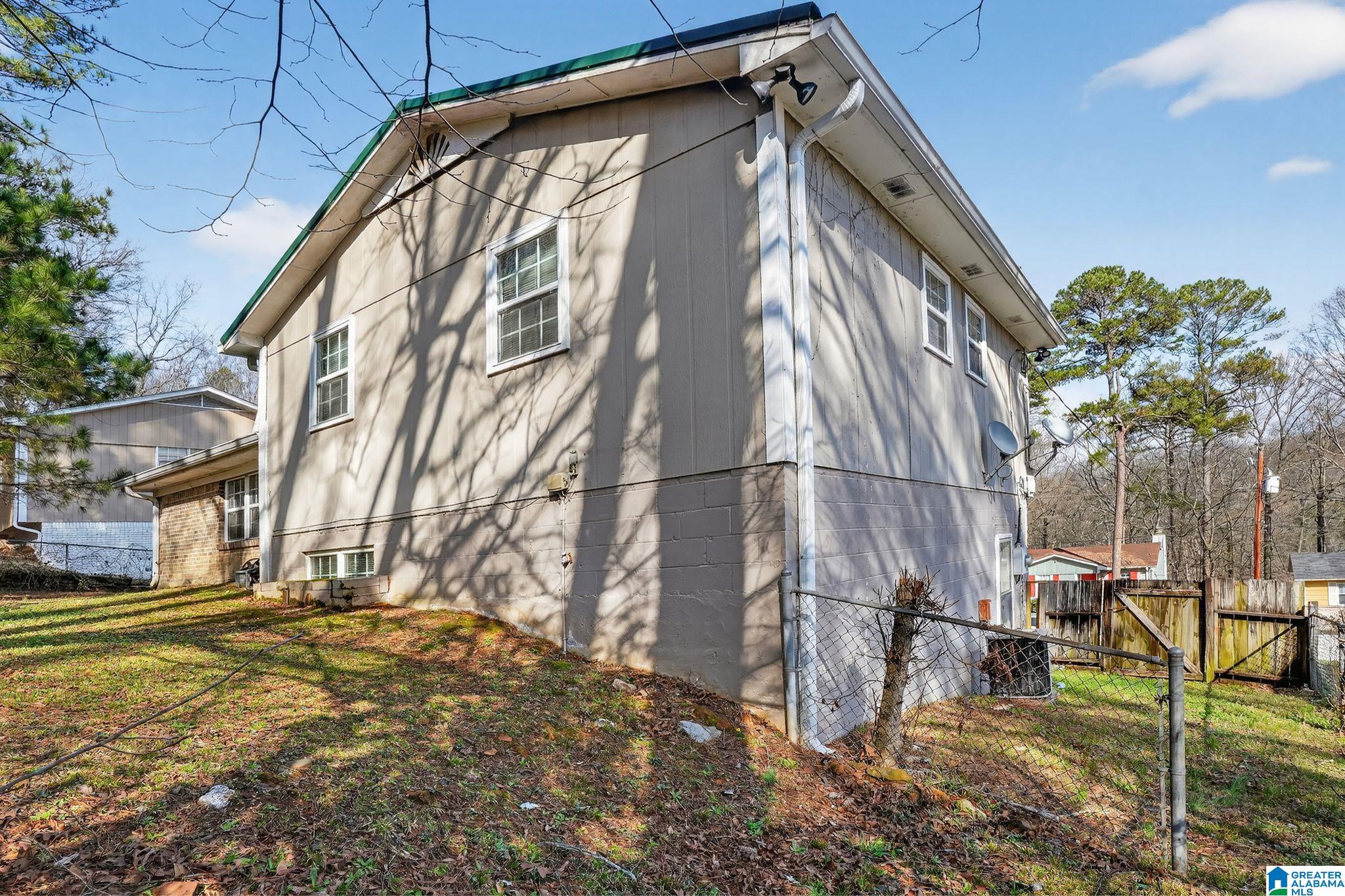 4012 SAINT JOHN LANE NW