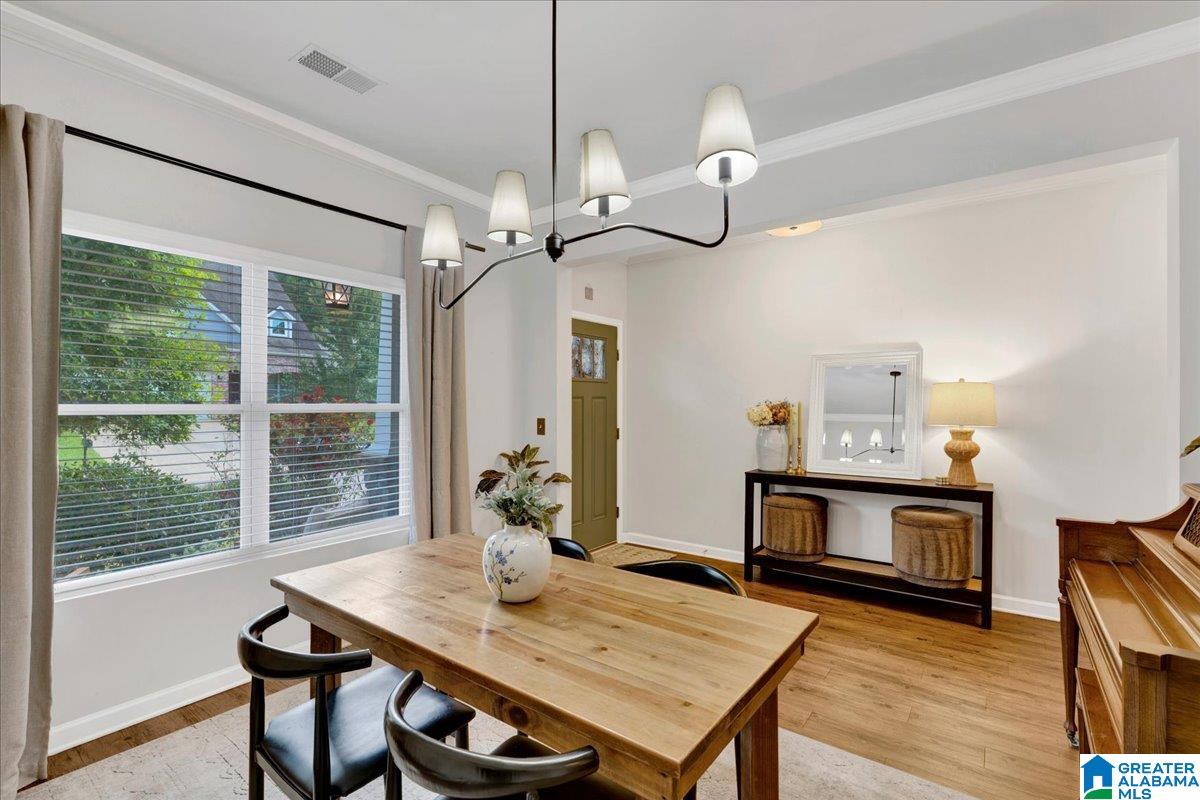321 CHAPEL HILL TRAIL