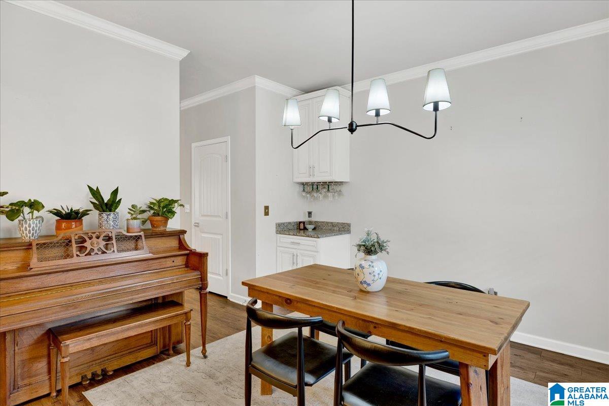 321 CHAPEL HILL TRAIL