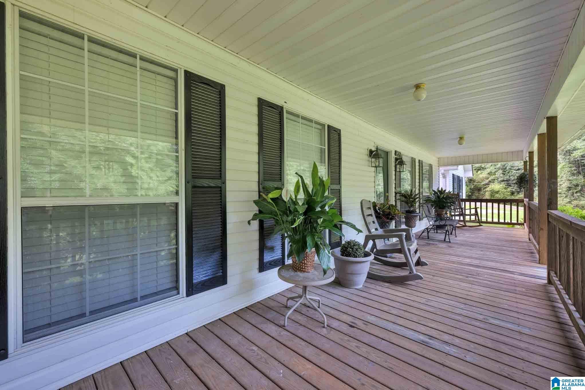 571 MOUNTAIN VIEW ROAD