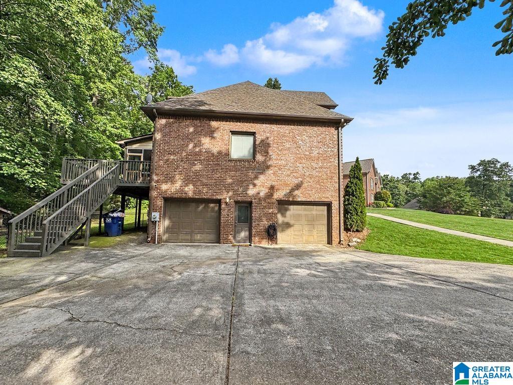 3544 LAKEFRONT TRAIL